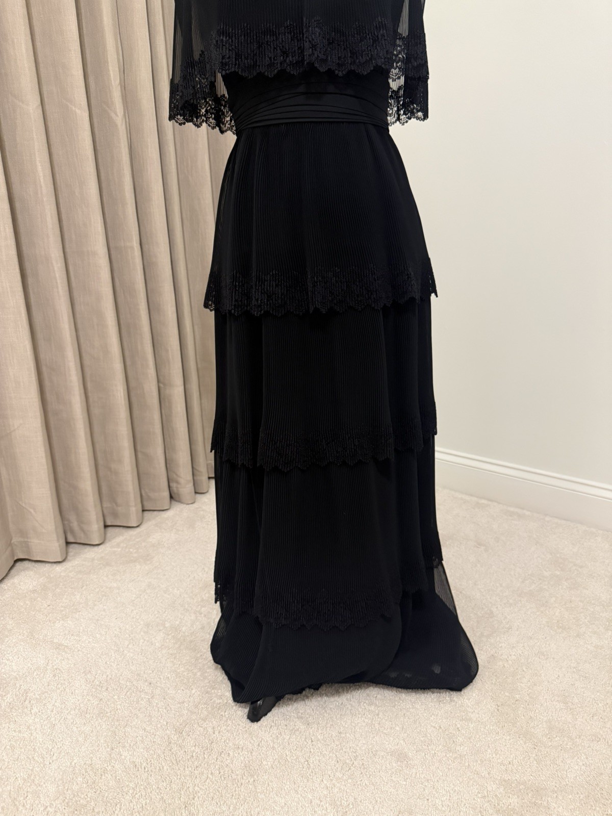 Vintage Miss Elliette Black Tiered Chiffon Lace Pleated Formal Maxi Dress 8
