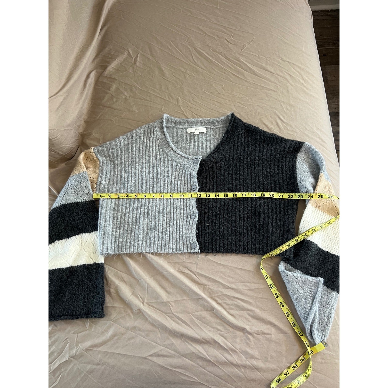 Klesis Gray Black Colorblock Cropped Cardigan Bell Sleeve Sweater Small