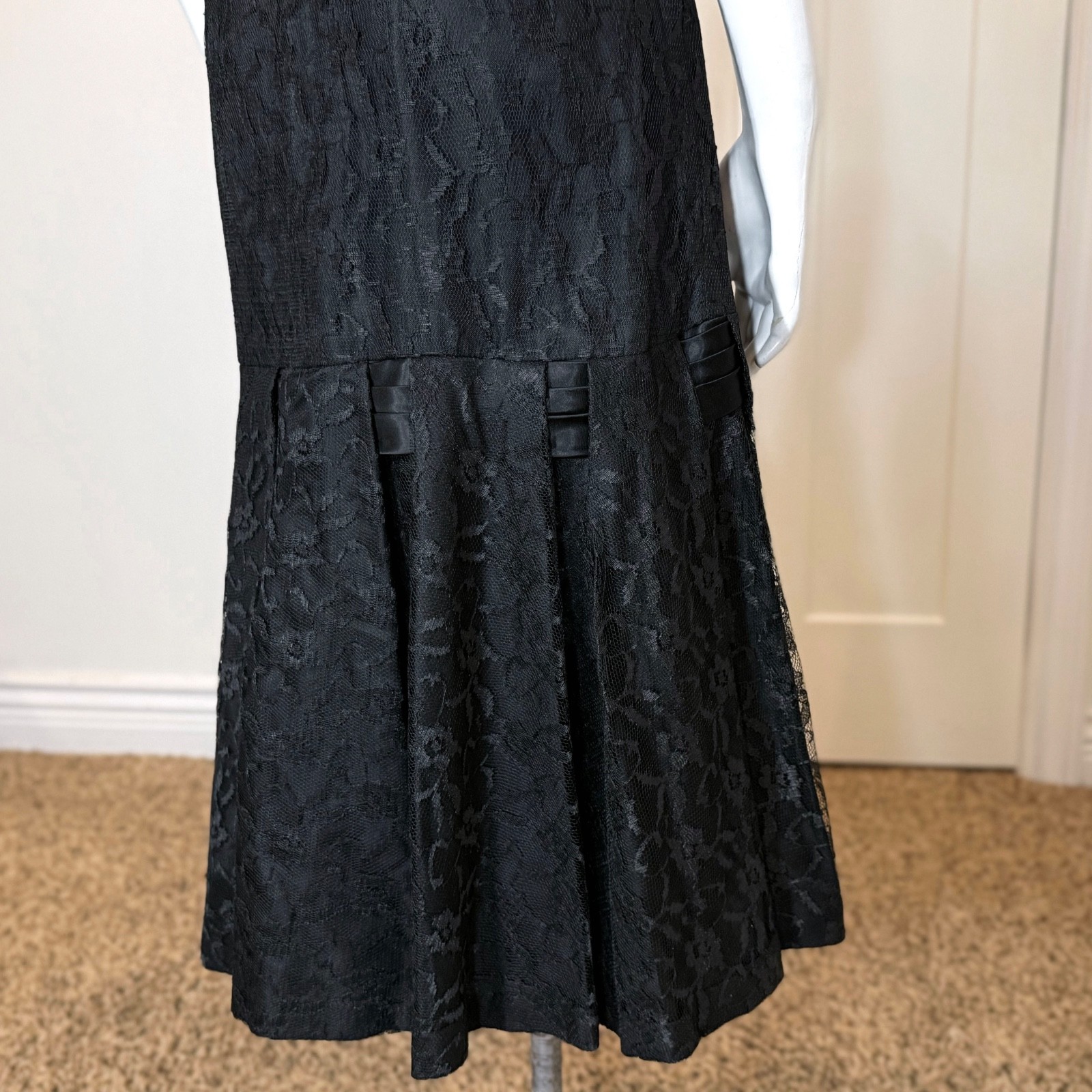 Vintage 50’s MERMAID LACE MIDI DRESS BOW Goth Drop Waist Cocktail Wiggle Prom