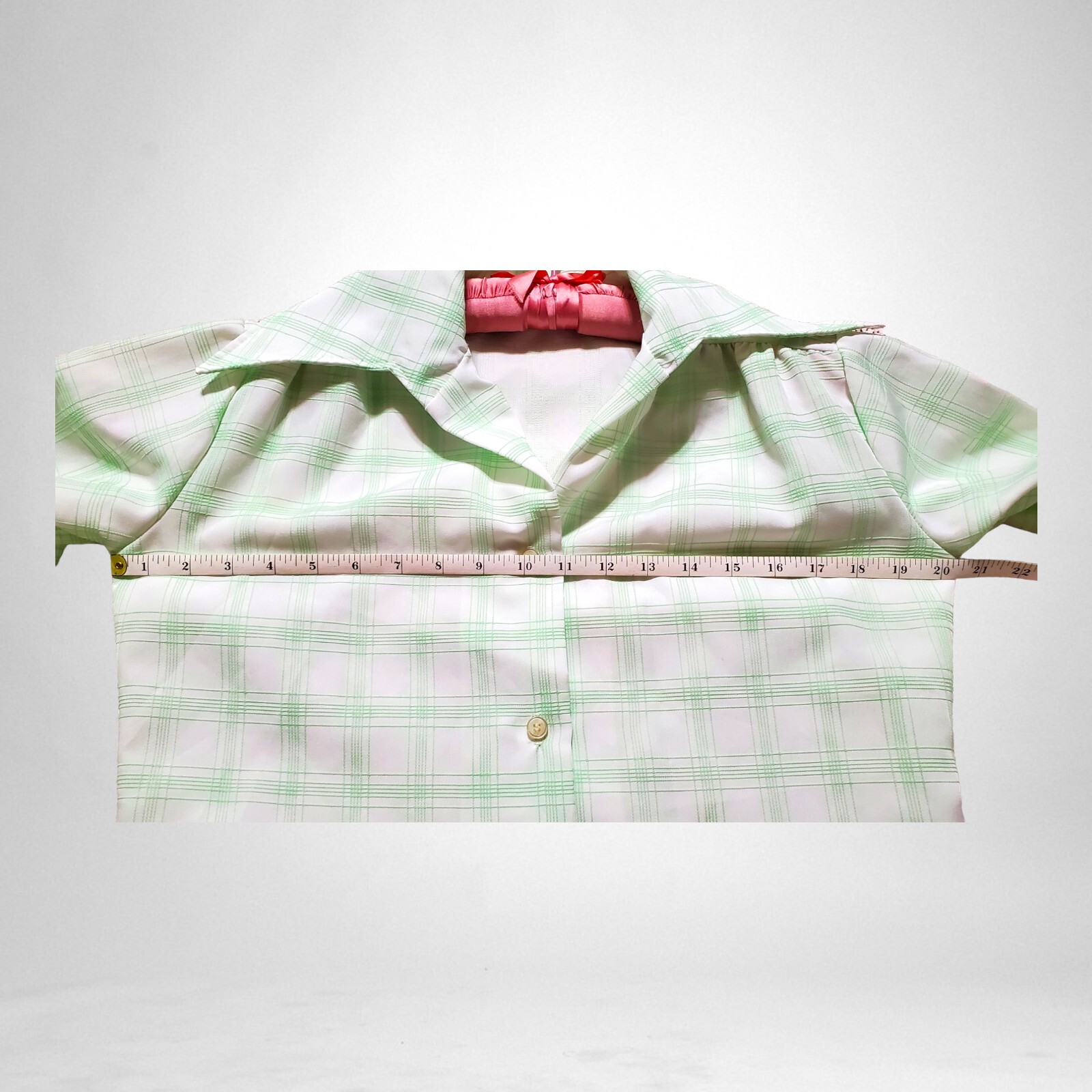Vtg Green Plaid Button Up Shirt Pointed Collar Lightly Textured Small ? Women’s