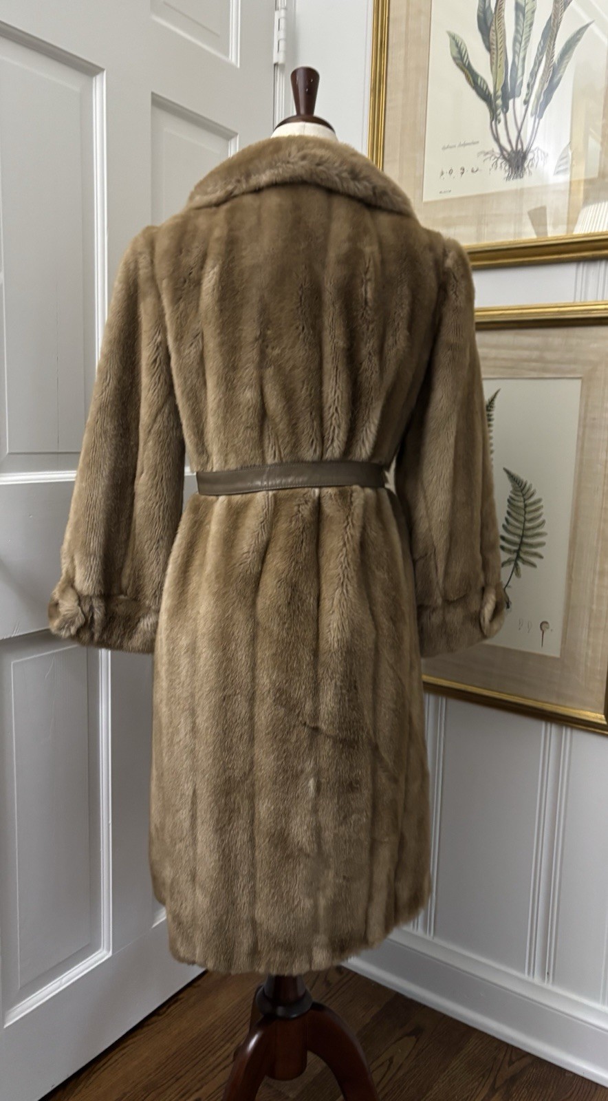 Vintage 1970’s Grandella Sportowne Faux Mink Fur Honey Brown Mid Thigh Coat M L
