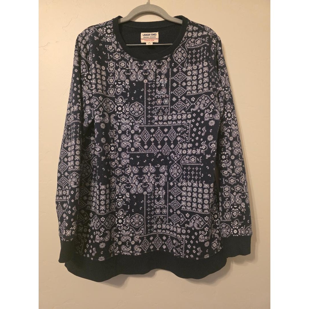 Lands’ End Serious Sweats Women’s M Black Bandana Paisley Crewneck Sweatshirt