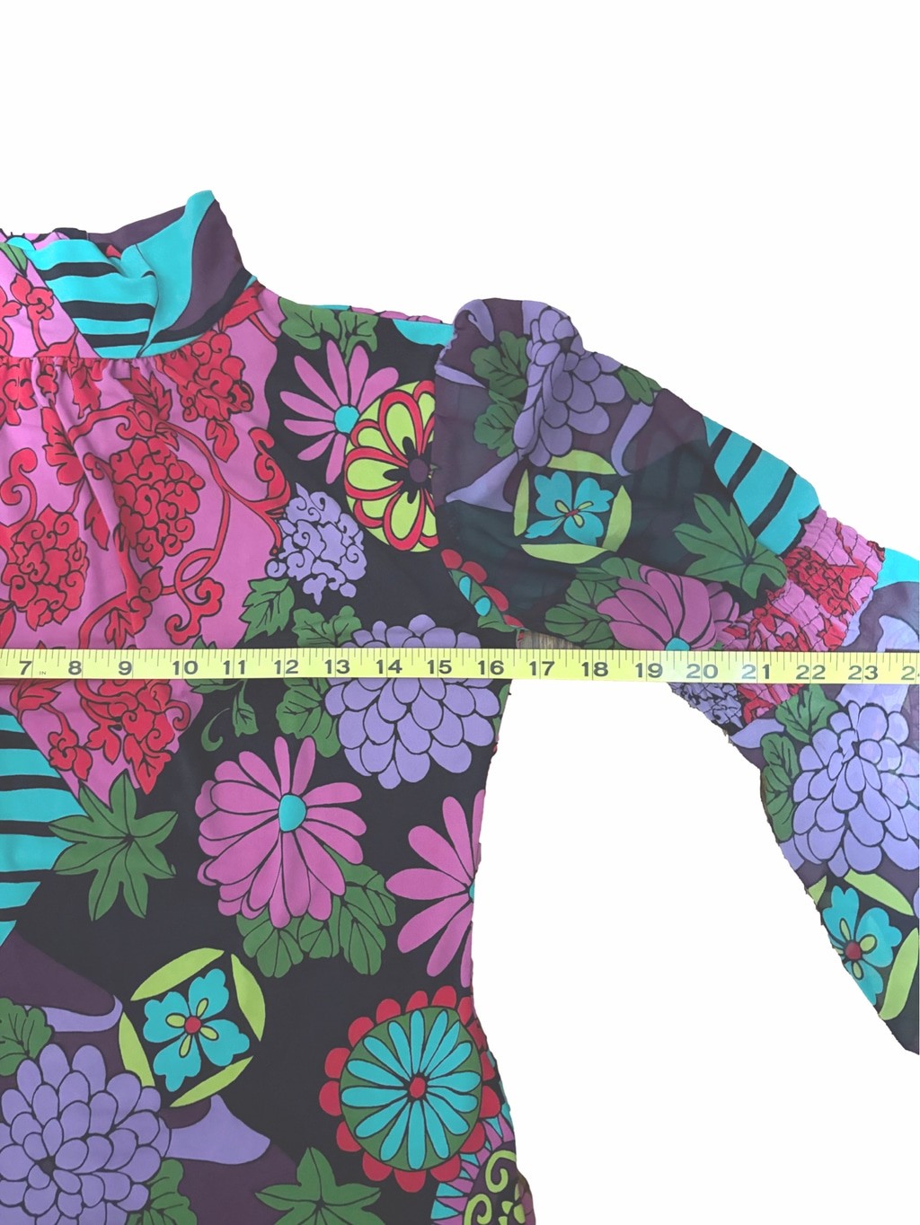 Bisou Bisou Michele Bohbot Mock Neck Blouse Bold Psychedelic Floral Print Medium