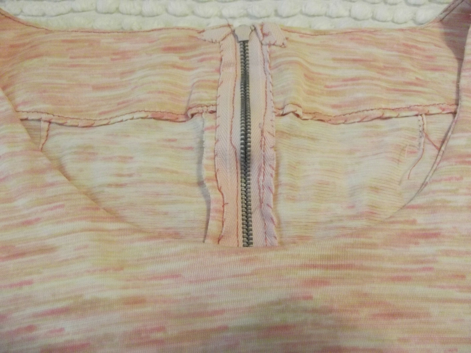 Vintage Hand Sewn simple Pull-Over shirt Back Zipper Size L/XL Pink Multi