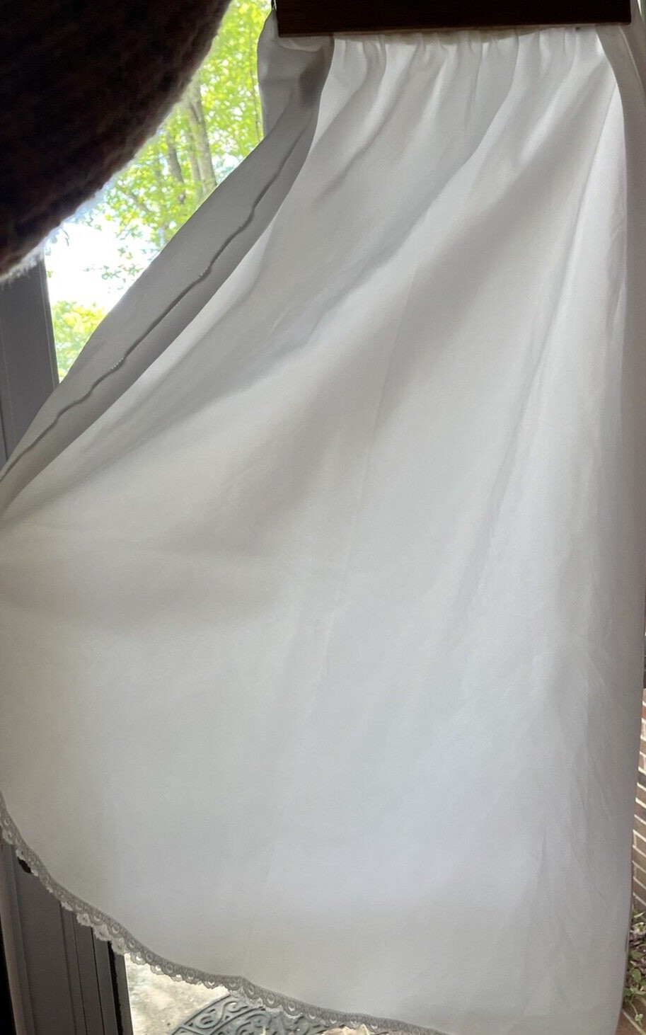 Vtg Warners Half Slip Satin Perfect Measure Polyester Swishy Cloud White M L