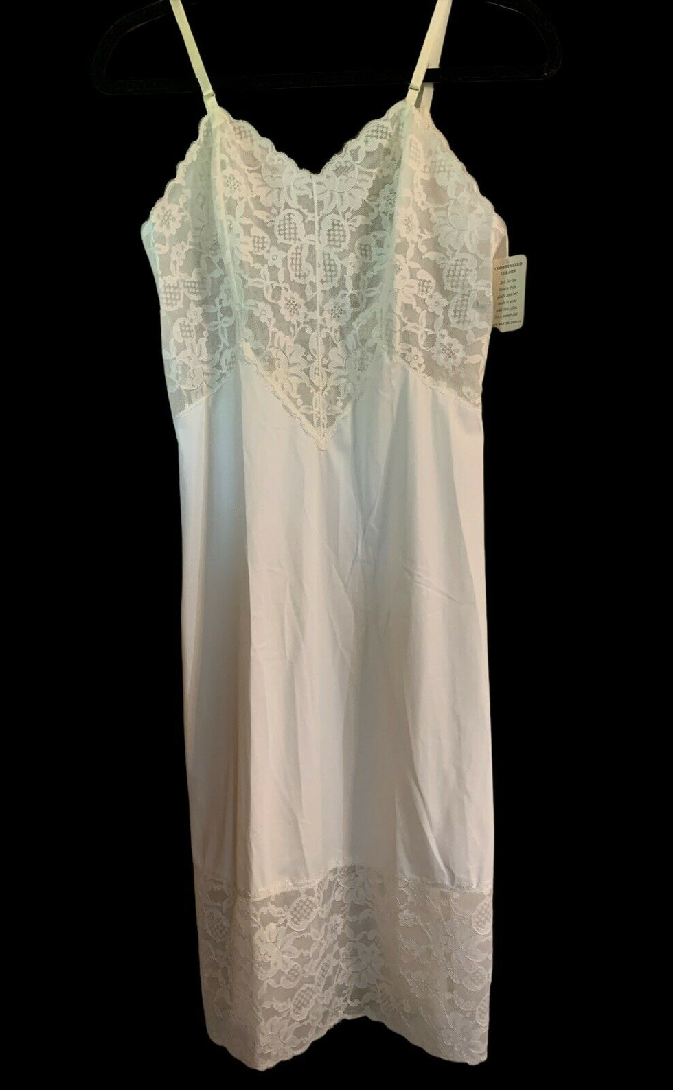 1970’s Vanity Fair Tricot Nylon Full Slip Sz 32 Made in USA New