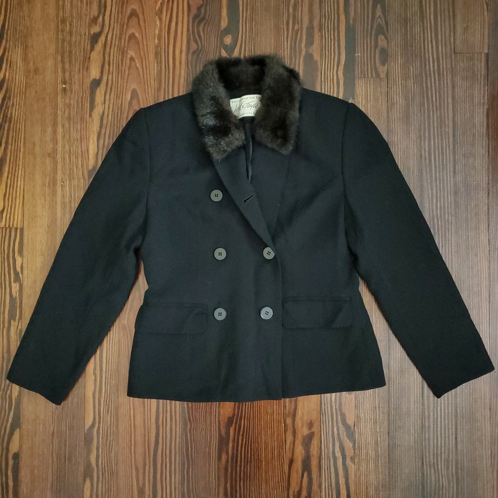 Lord Taylor Womens Blazer Jacket Coat Peacoat 2P Wool Black Fur Collar Vintage