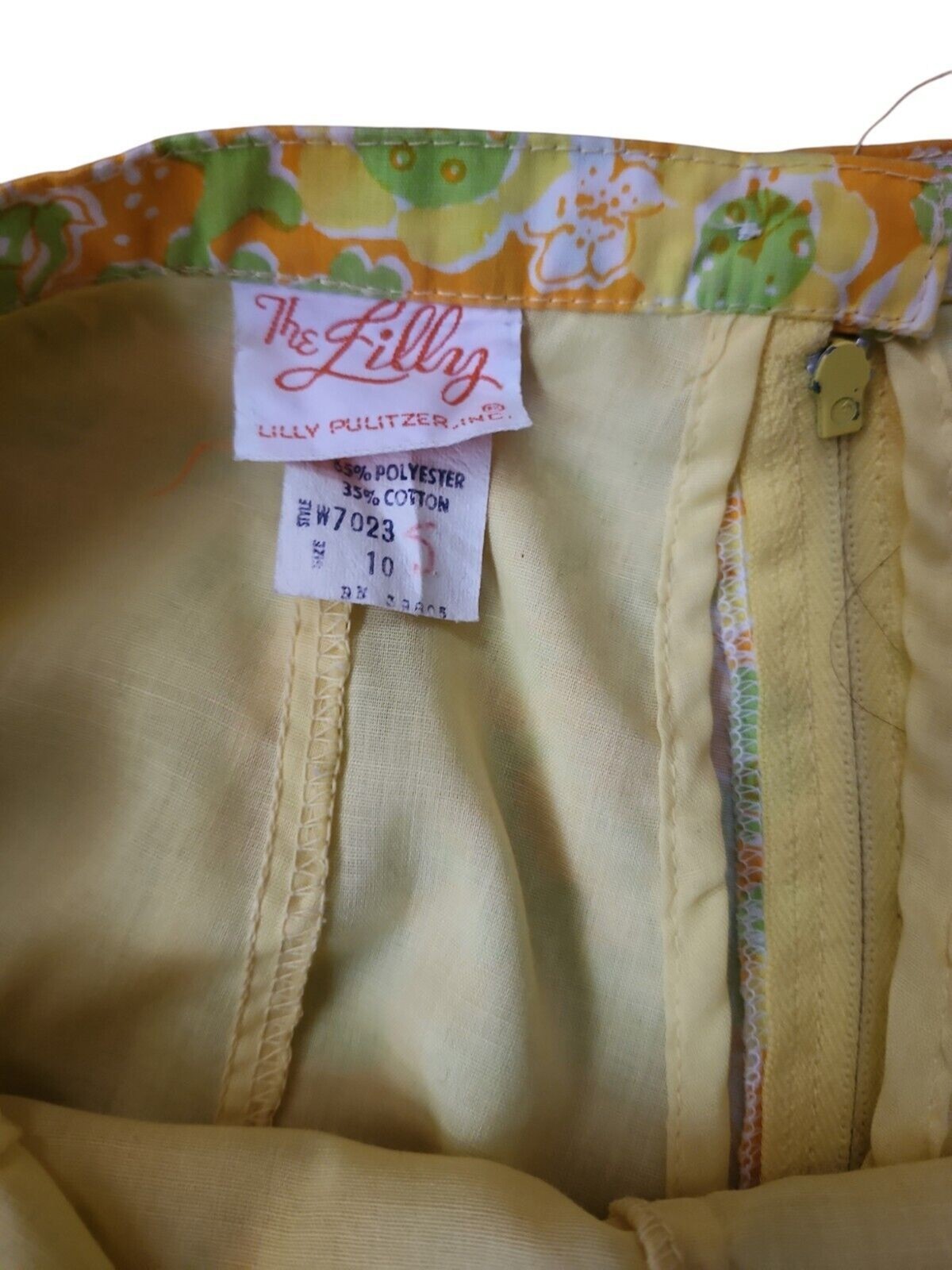 The Lilly Vintage 1960s Lilly Pulitzer Shorts Twee High-Rise Orange Floral Pool