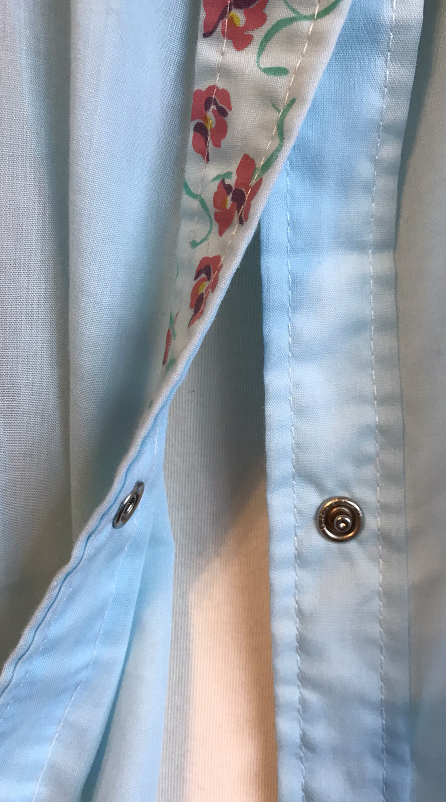 60s 70s Vintage House Dress With Pockets Nightgown Snap Front Cottagecore EUC
