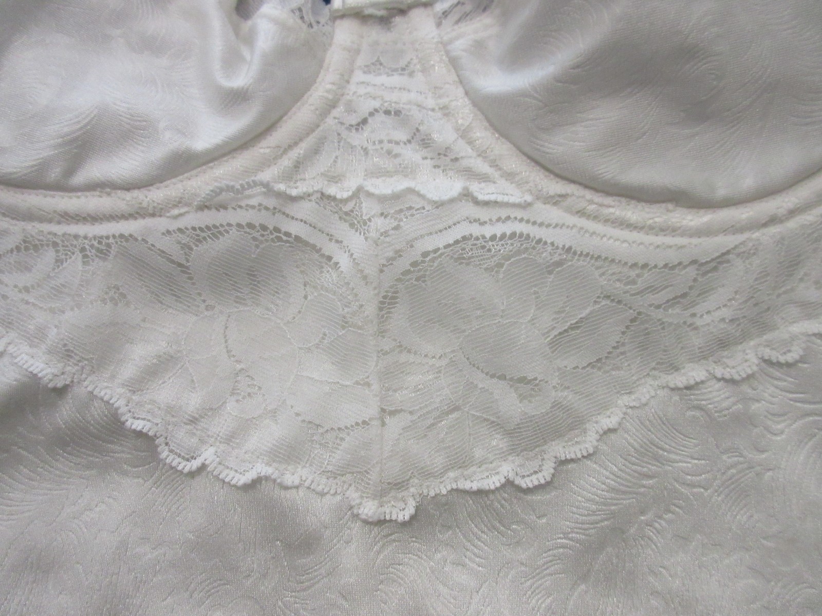 ILUSION IVORY UW balconette lined BRA TOP full slip firm slimmer LACY sz 36 D