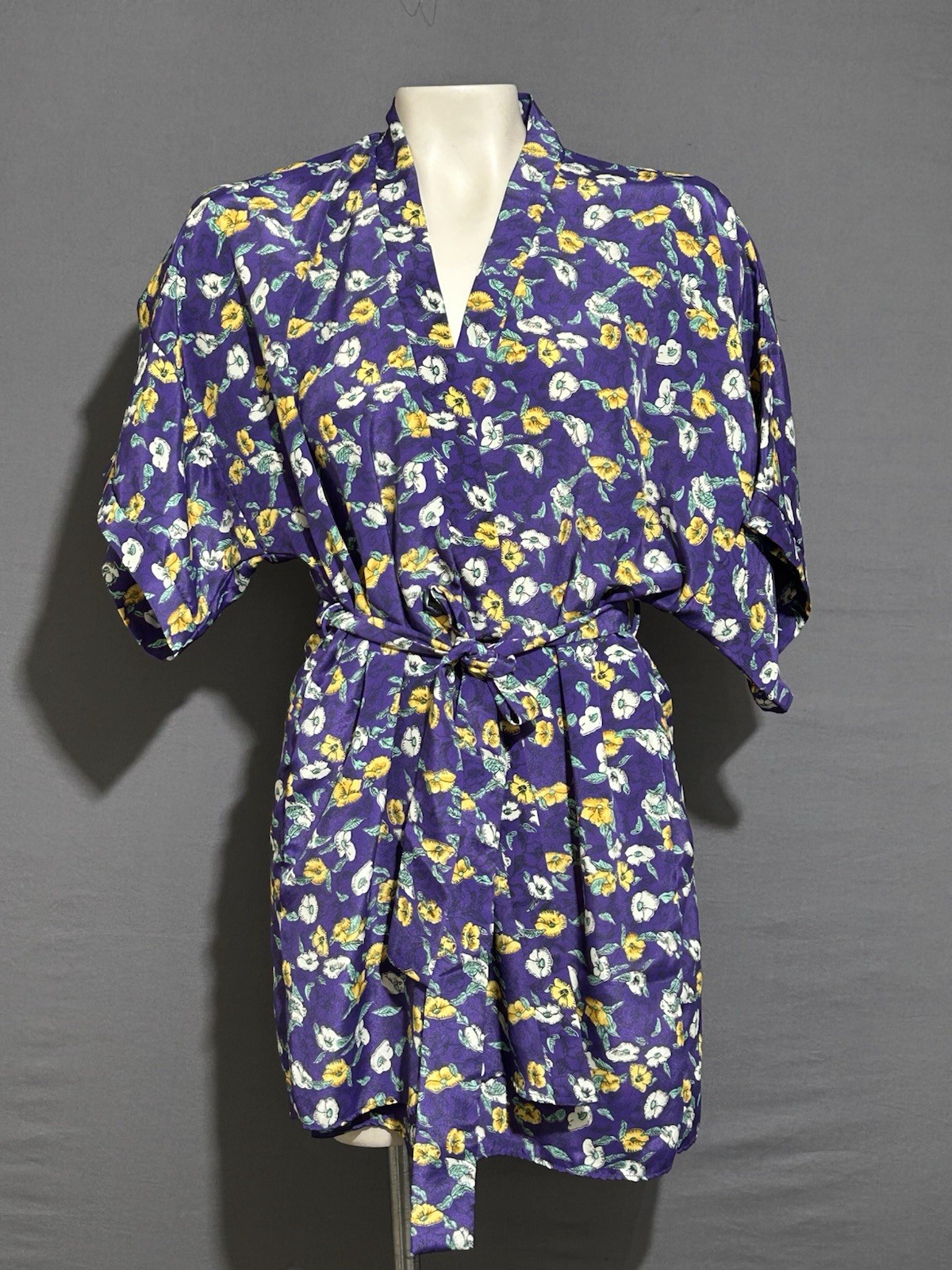 Lily Of France Vintage Kimono Robe Sz Small Purple W/ Floral Print