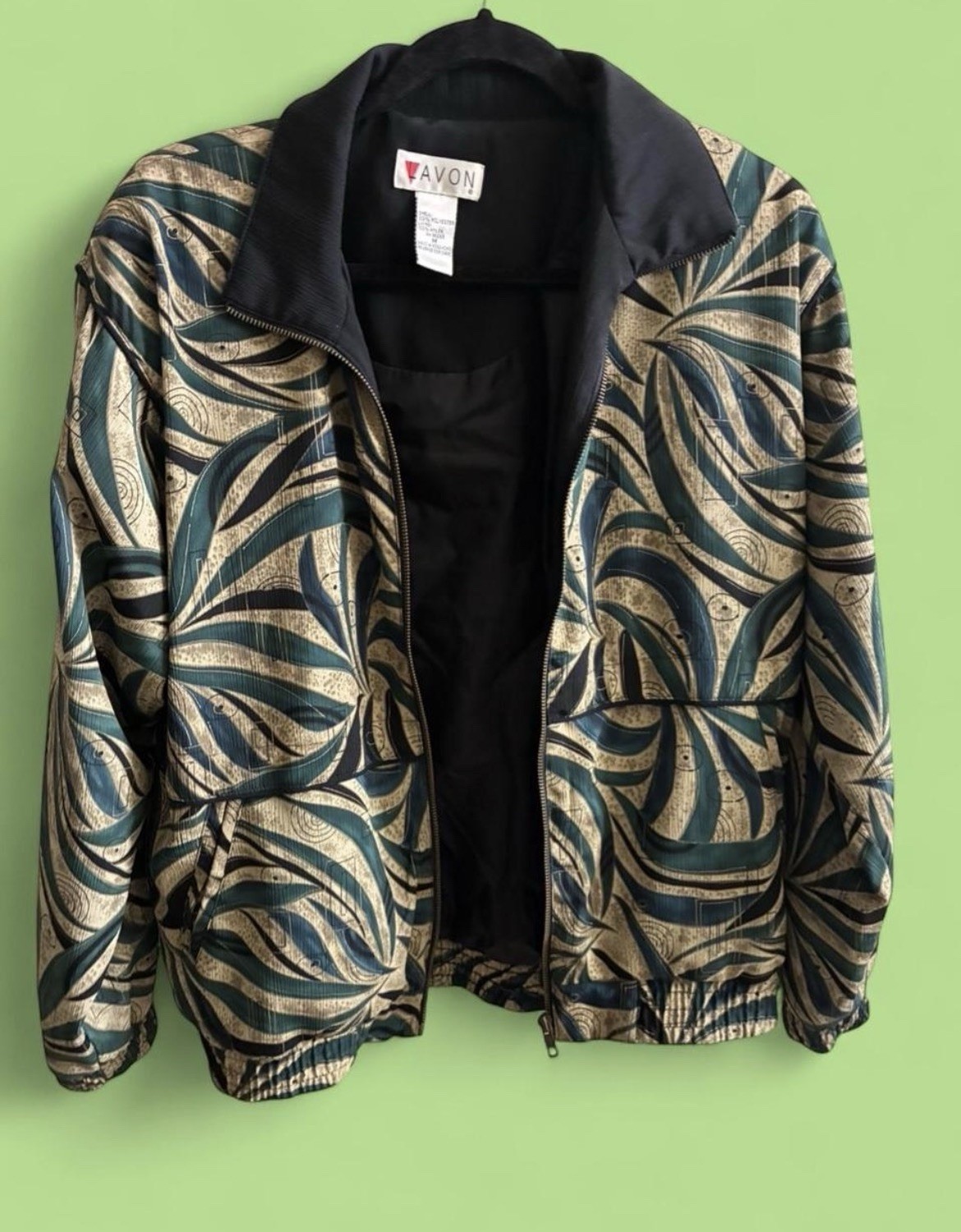 Lavon 1990s Blue Beige Black Pattern Jacket Medium Polyester Nylon