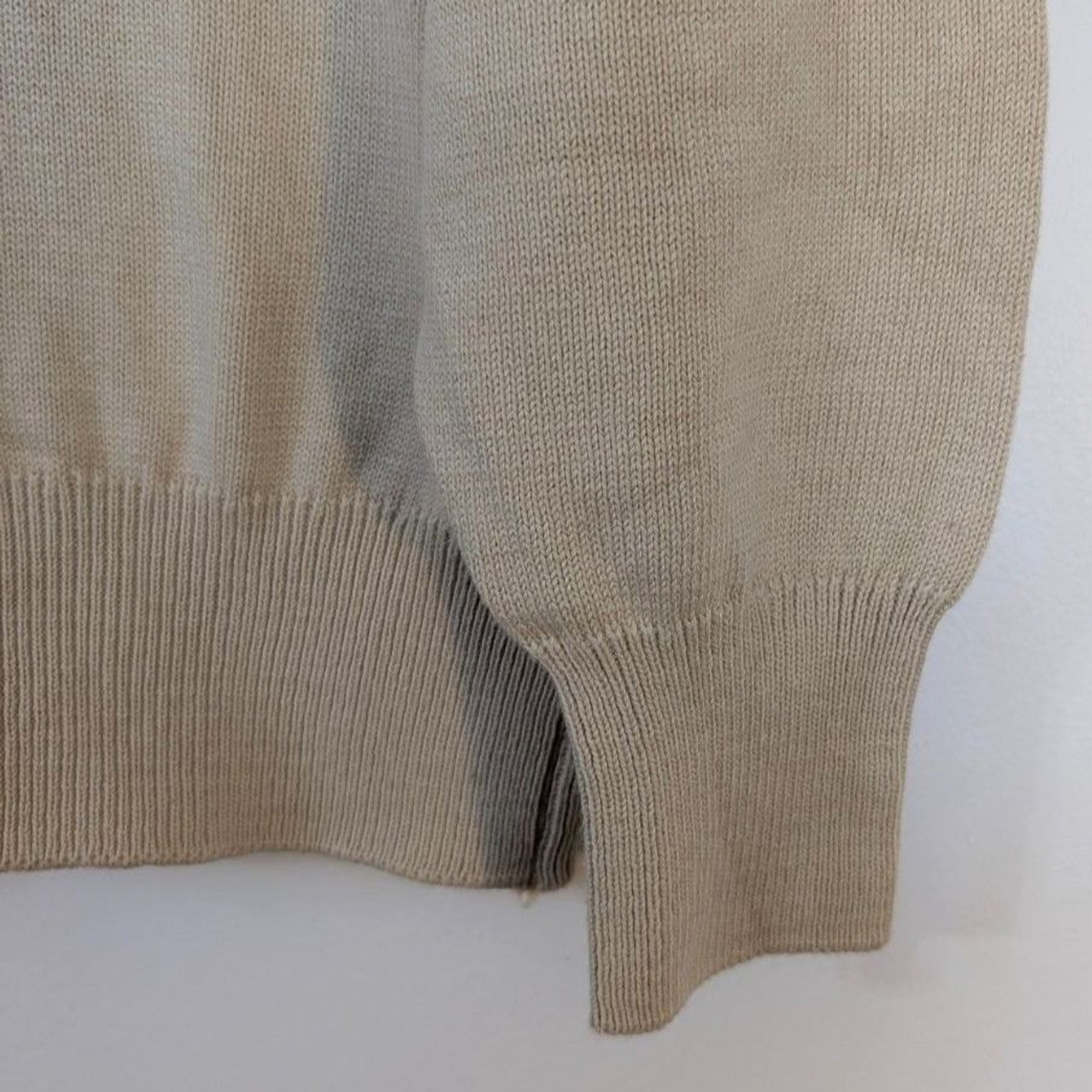 Vintage Trimingham’s Bermuda Sweater Large – 100% Combed Cotton Beige V-Neck