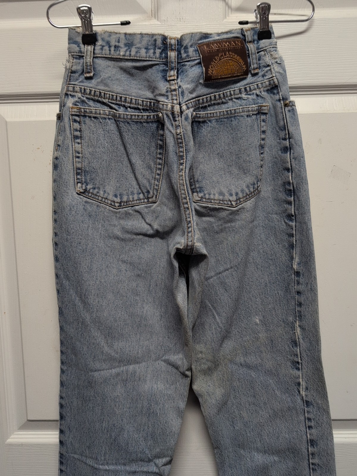 Vtg Lawman Womens Blue Jeans Sz 5. Faded Distressed Missing Button