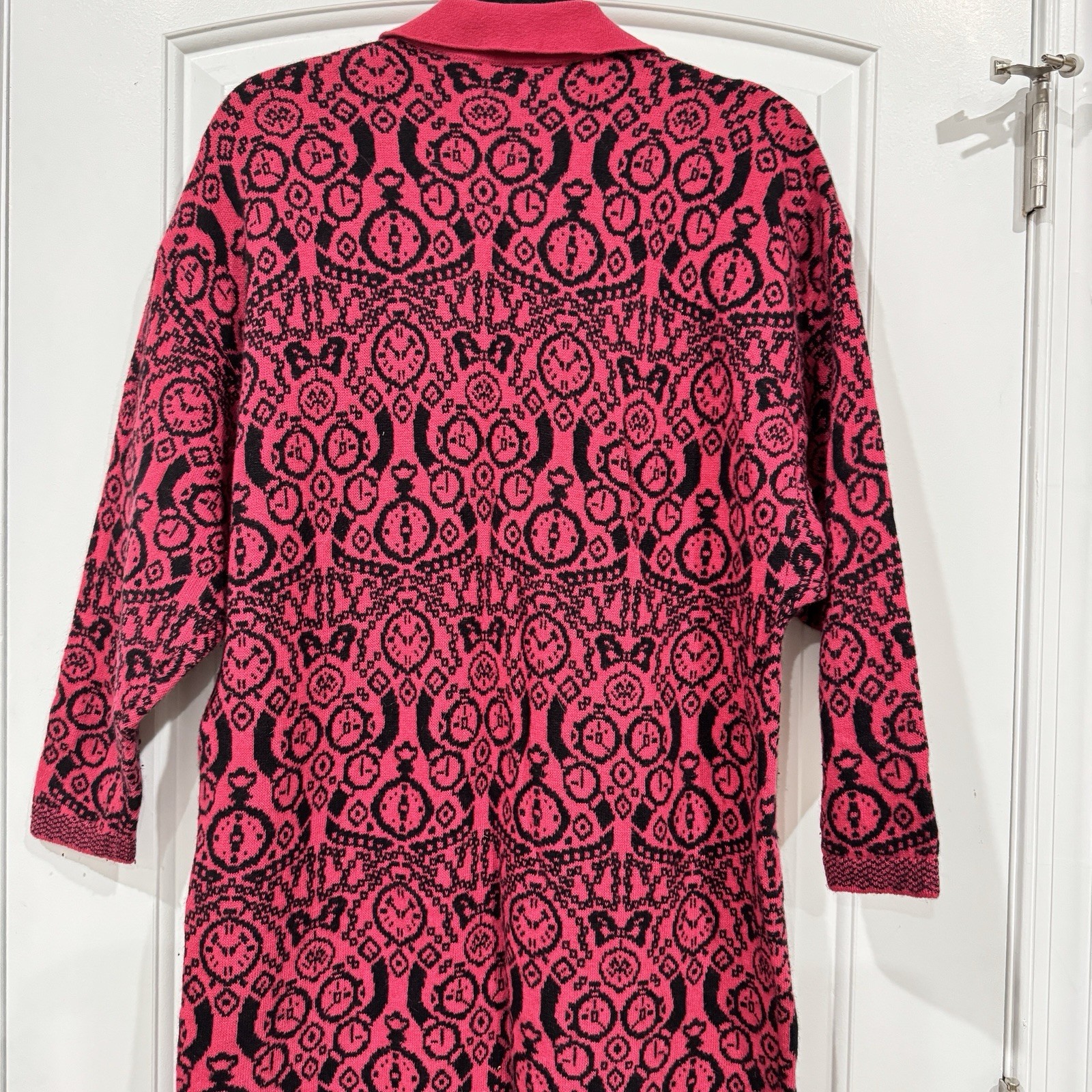 Benetton Italy Sweater Dress Size 44 Pink Black Knit Long Sleeve Abstract Vtg