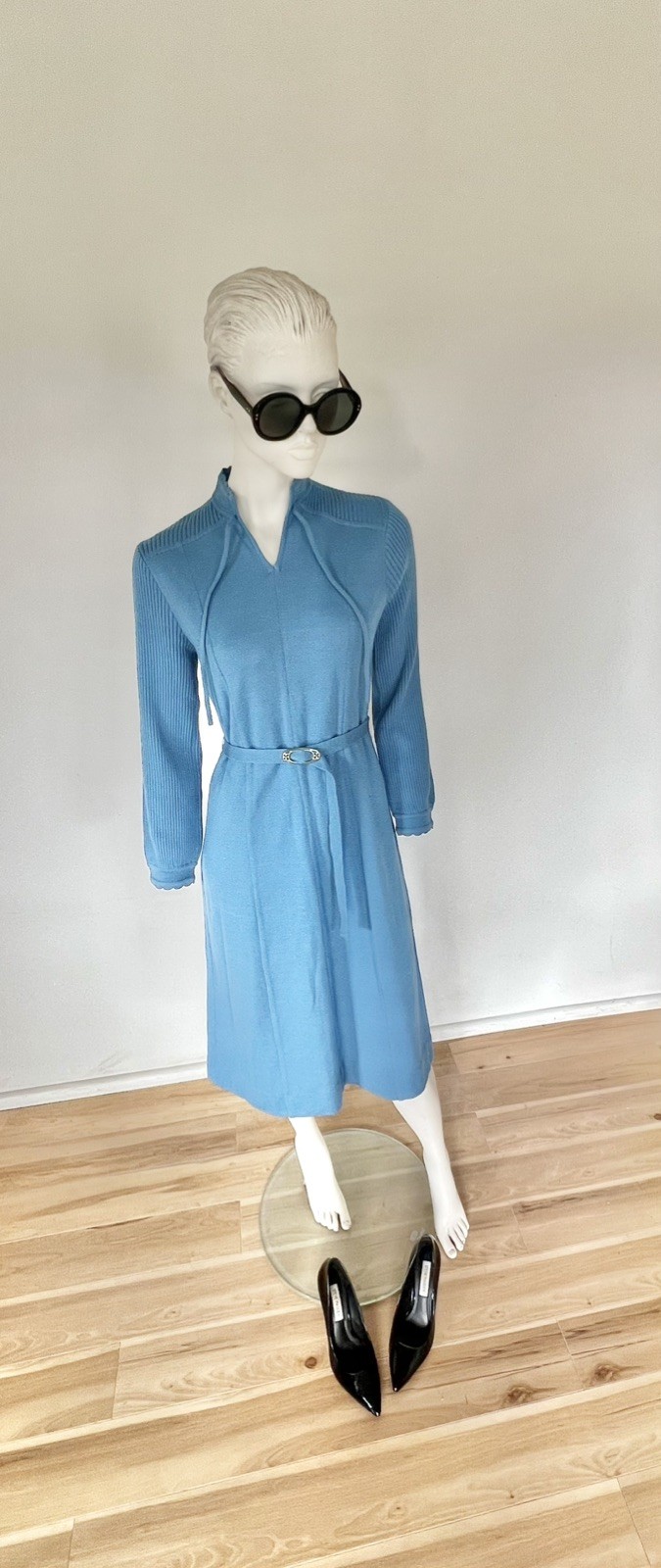 Vintage 60s 70s Le Donna Sky Blue 100% Wool Knit Stretch Belted Dress Hong Kong
