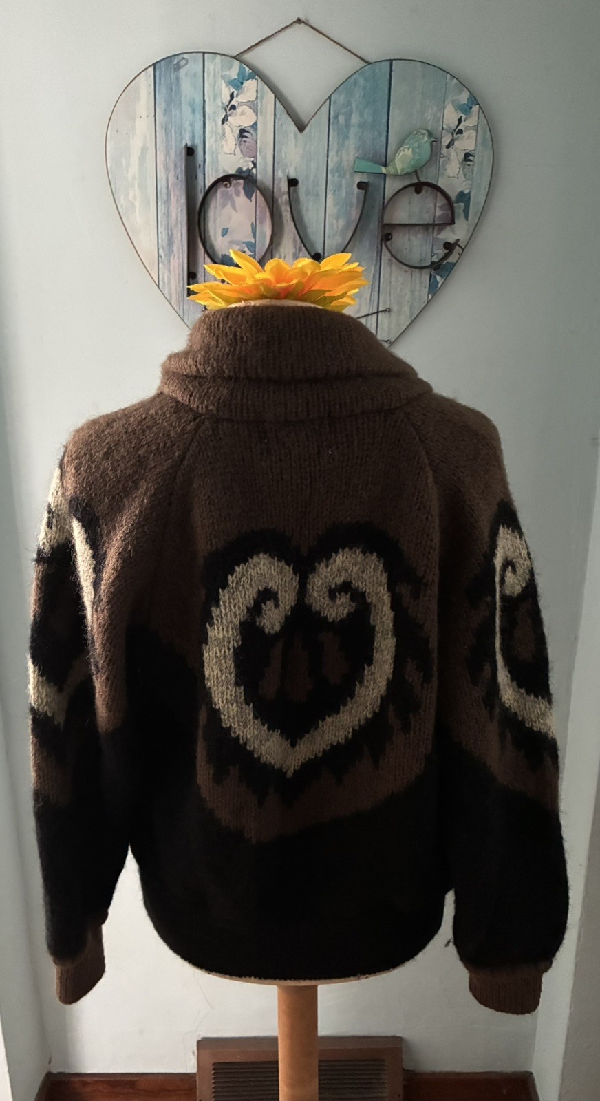 Vintage 1980s Treville Wool Blend Chunky Knit Brown Cardigan Heart Motif Sz M