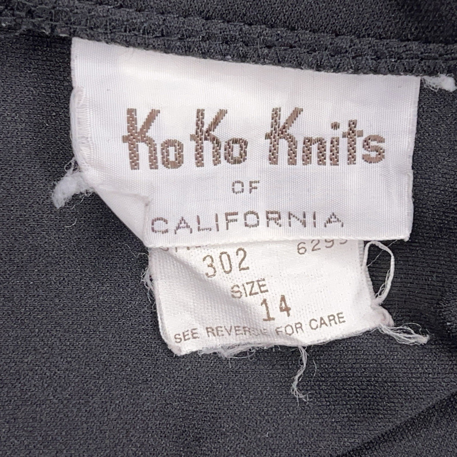 Vintage Ko Ko Knit Black Mock Neck Blouse Long Sleeve High Collar Pearl Accent