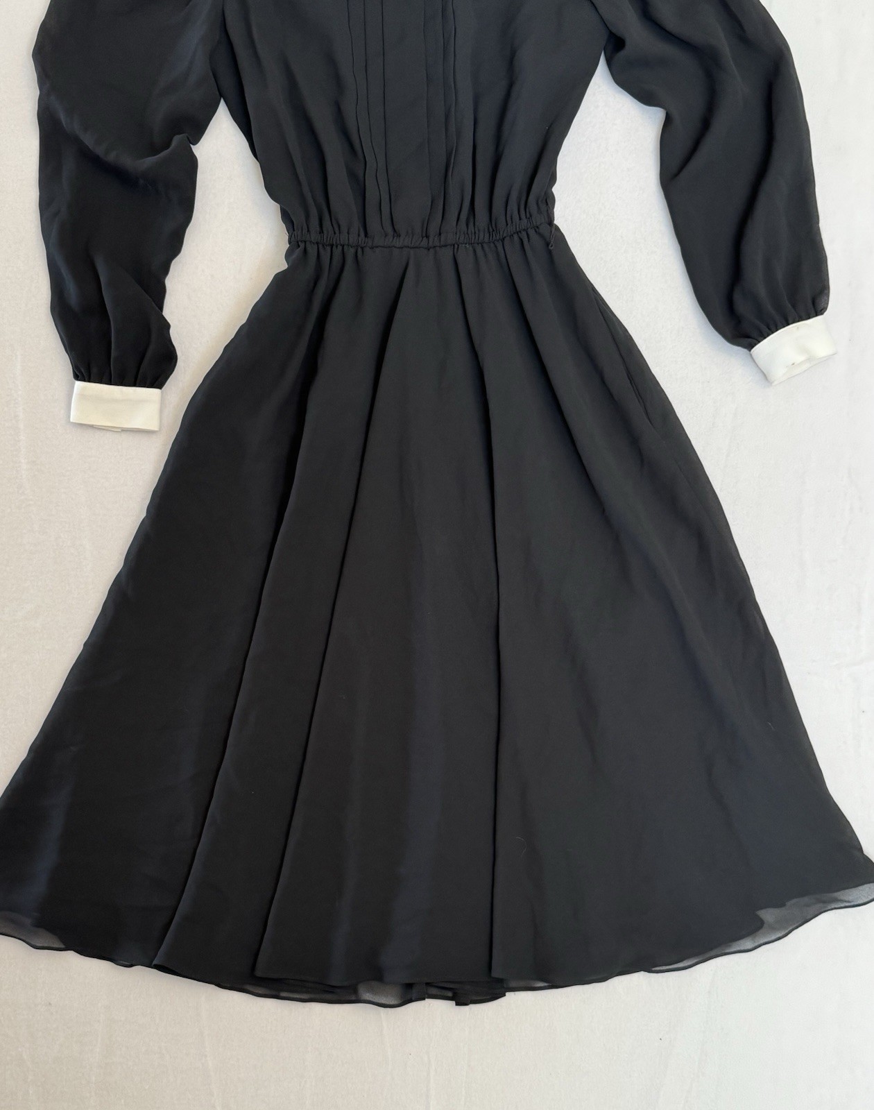 Vintage Pierre Cardin Boutique Black White Crepe Midi Dress Peter Pan Collar 8