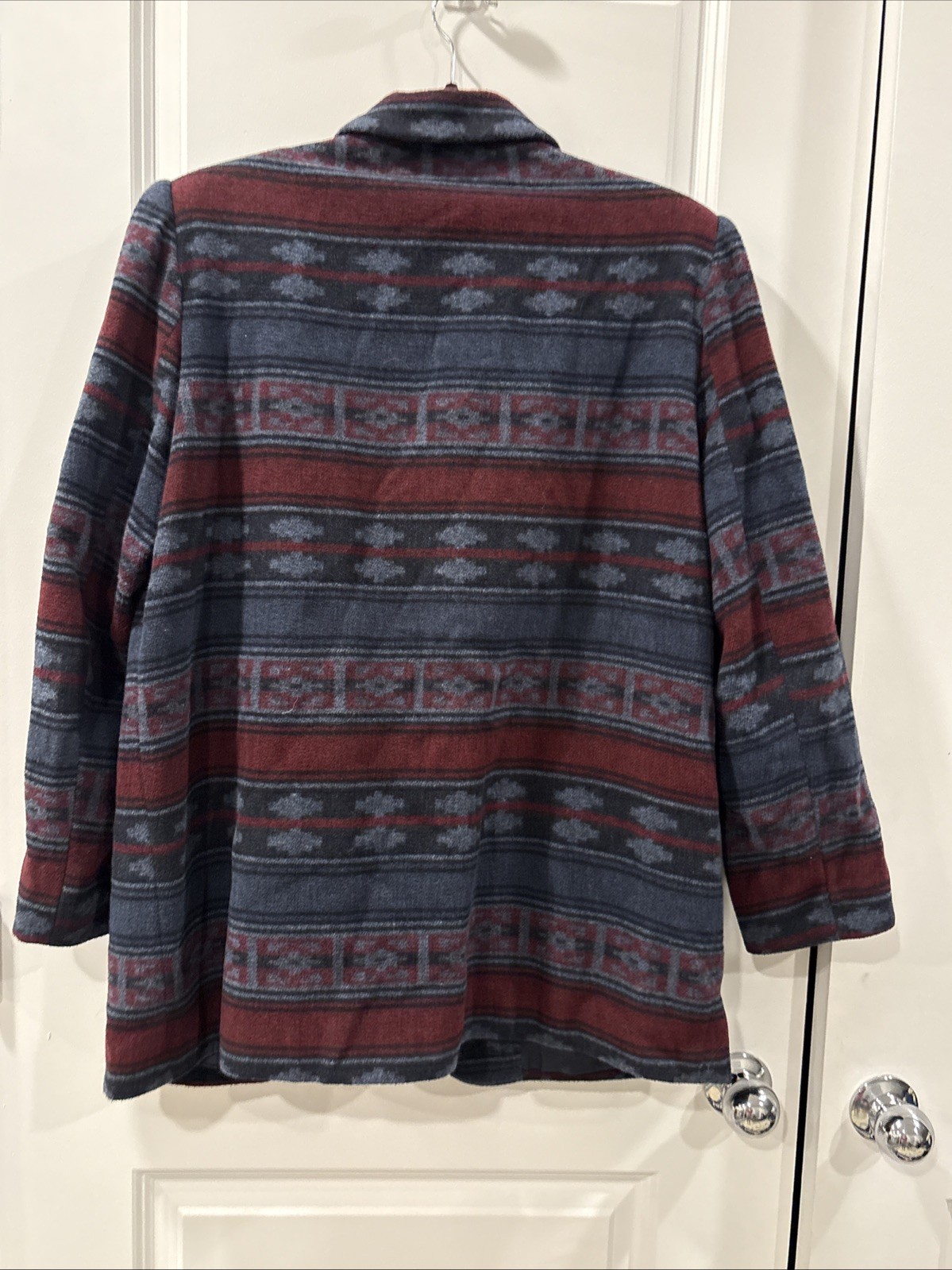 Vtg BRAETAN WOOL BLEND DARK BLUE RED BLACK AZTEC BLAZER JACKET sz L ITALY