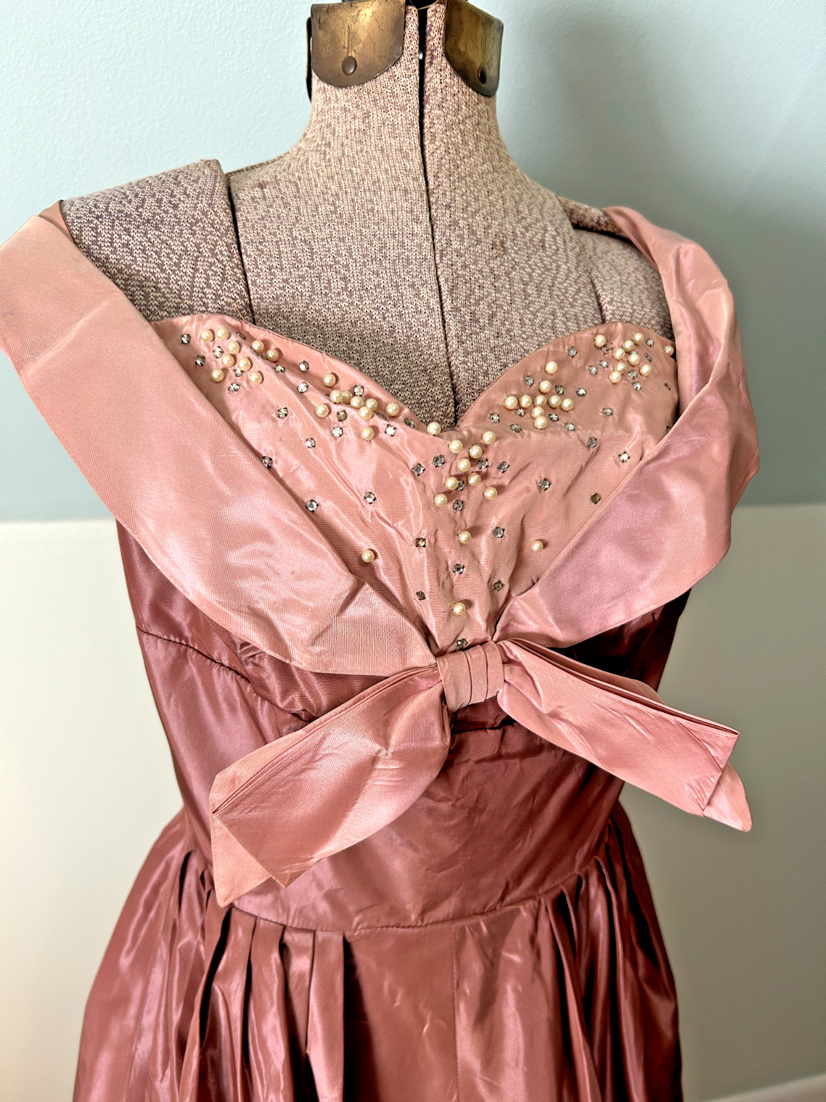 Incredible 1940s Taffeta Acetate Rhinestone Pearl Rose Pink Bustier Gown Bolero