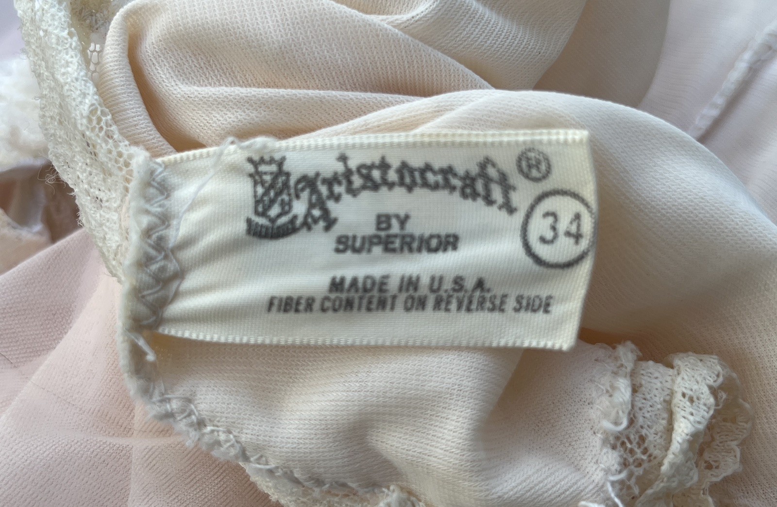 Vintage 50s Aristocraft Superior Soft Pink Babydoll Nightgown w/Cream Lace 34