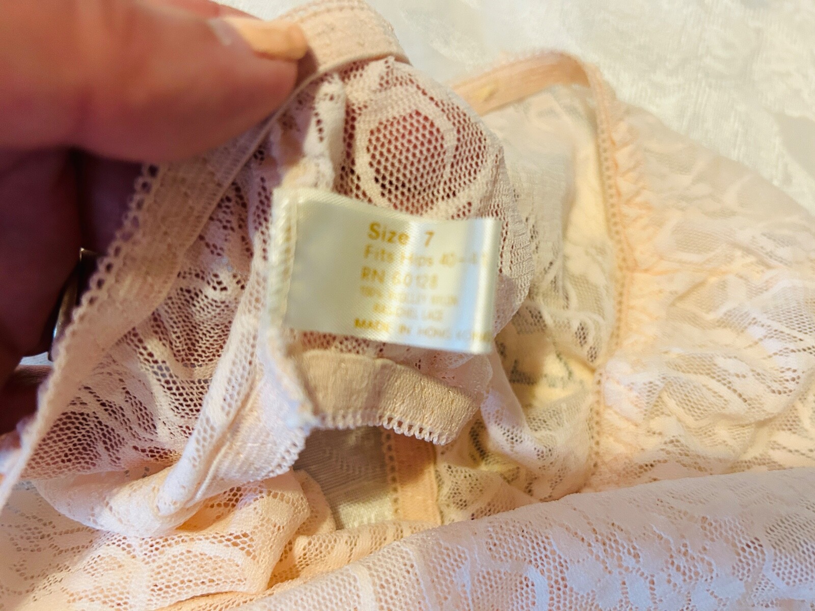 NWT Vtg SEDU’ Fine Lingerie Sheer Raschel Lace Hi Cut Panties Hips 40-41 Size 7