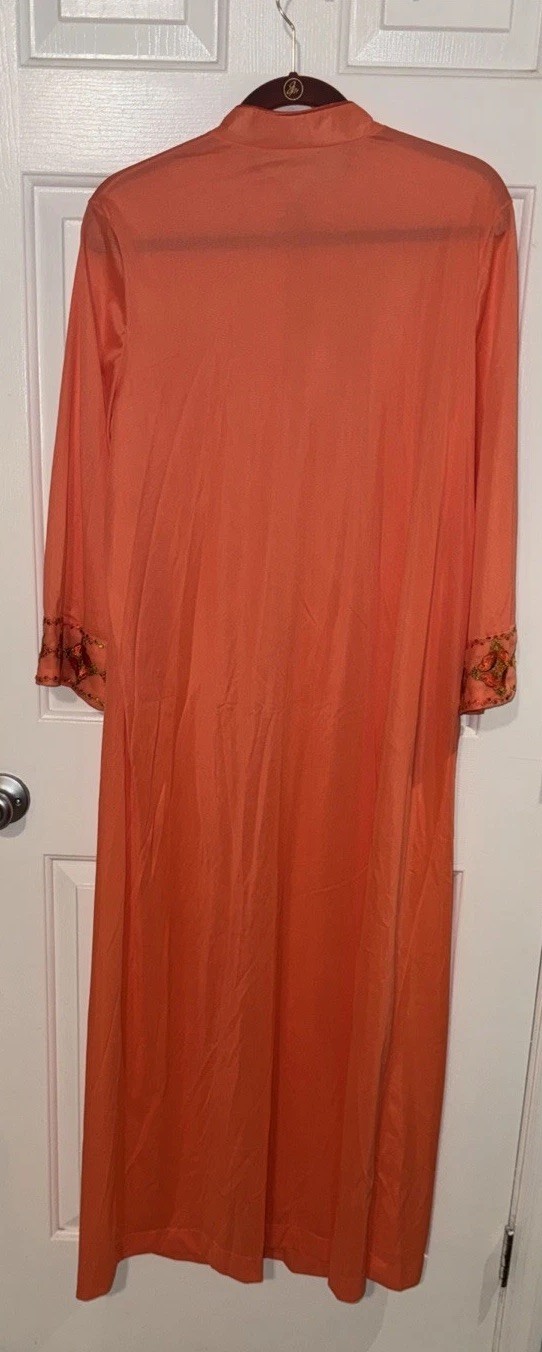 Vintage 70’s Gossard Artemis Size Large Robe Orange Embroidered Rare Find!