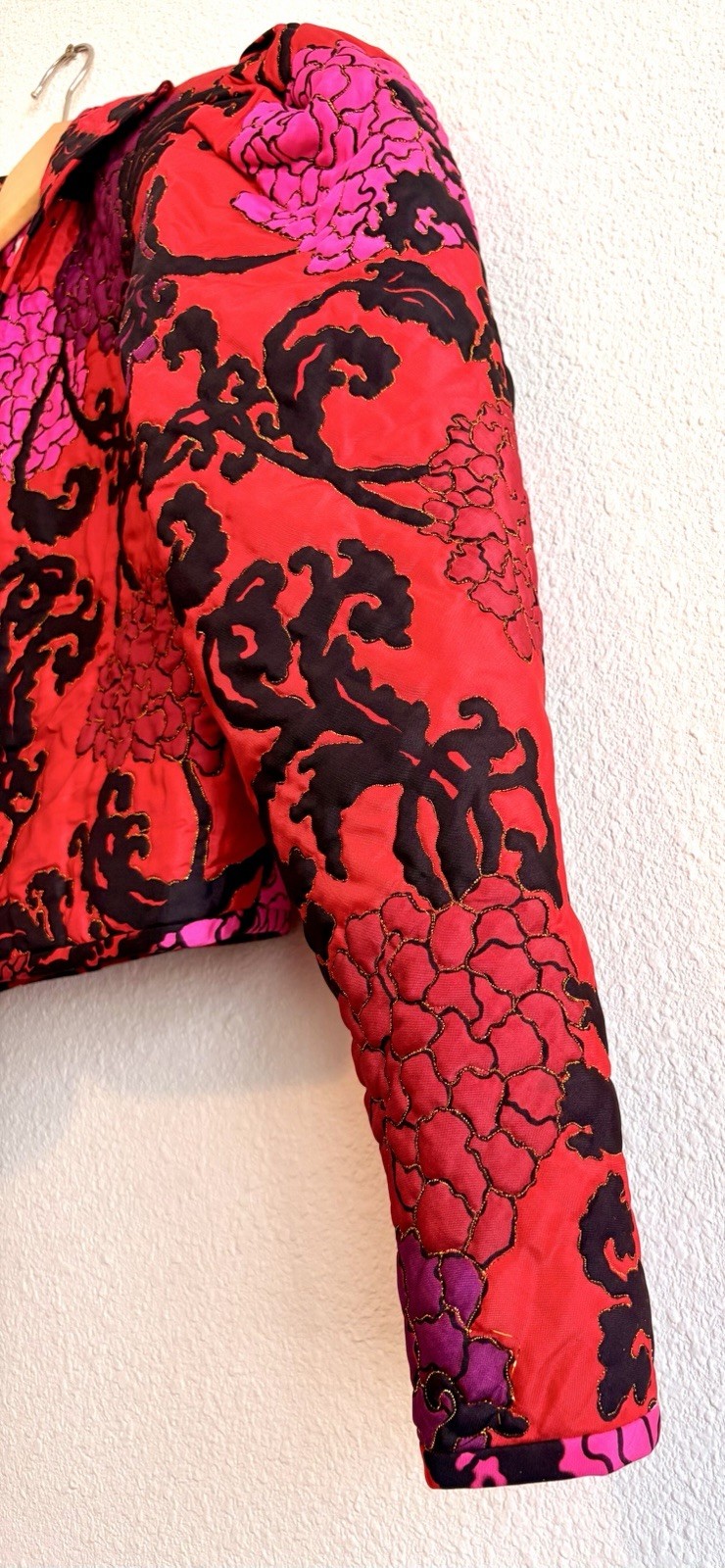 VTG 80S SILK QUILTED FLORAL BERGDORF GOODMAN CROPPED BOLERO JACKET