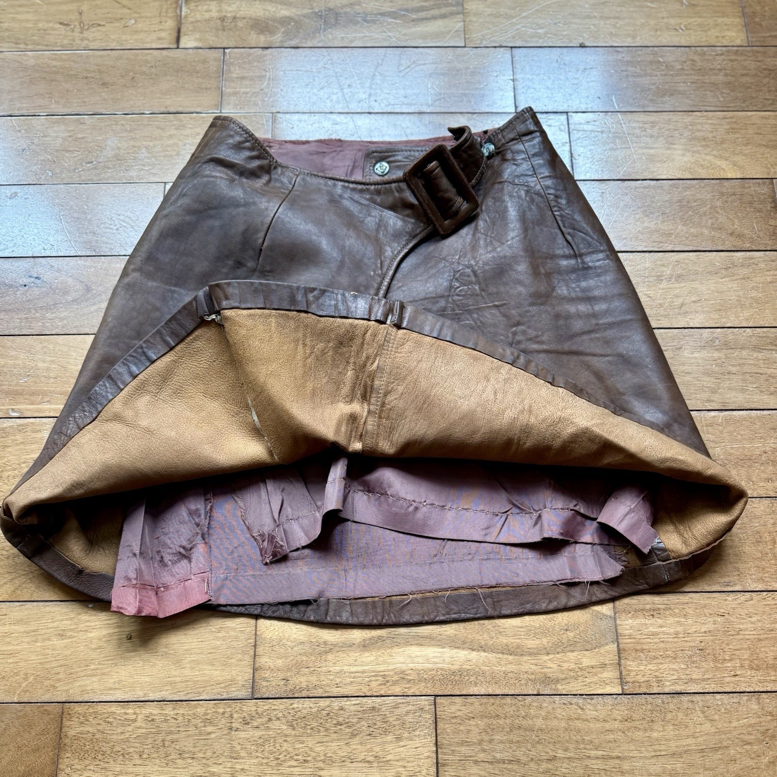 VTG 60s Brown Leather Buckle Snap Lined Mini Skirt Hippie Boho Mod GoGo Scooter