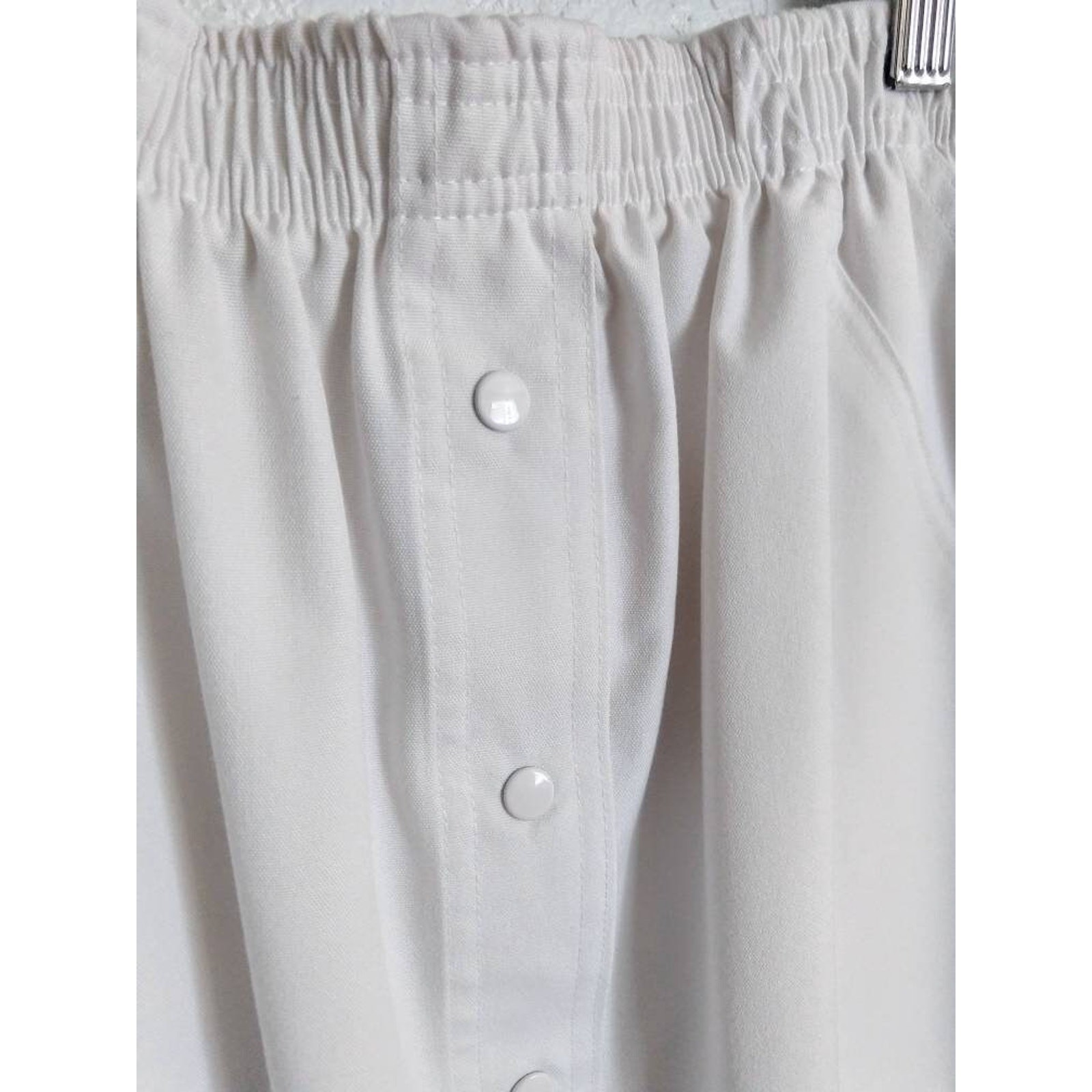 Vintage Koret Francisca White Button Front Skirt Womens Size XS/S Pleated A-line