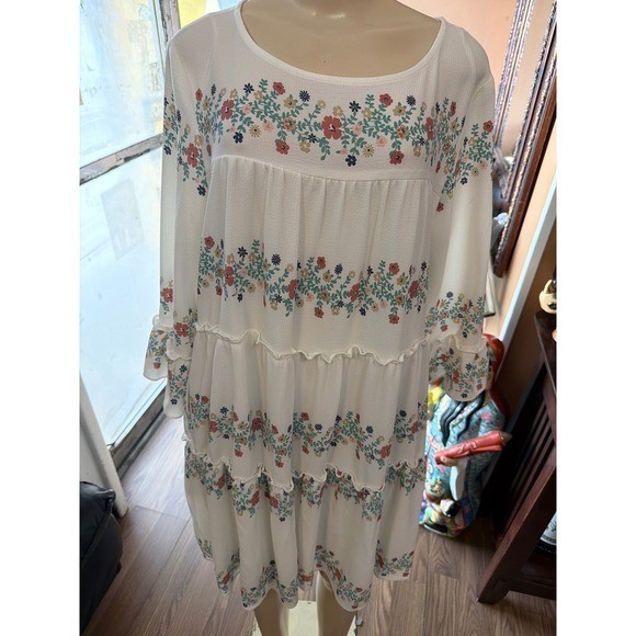 VIVI by Violet Weekend Ivory Floral Tiered Babydoll Dress XL Boho Ruffle Sleeve