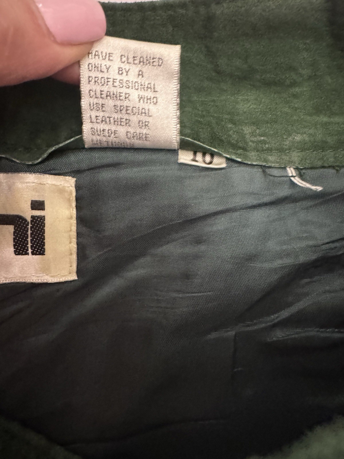 80s VTG diani Suede Leather Shorts Forest Green High Waisted Sz 10 Dark Academia