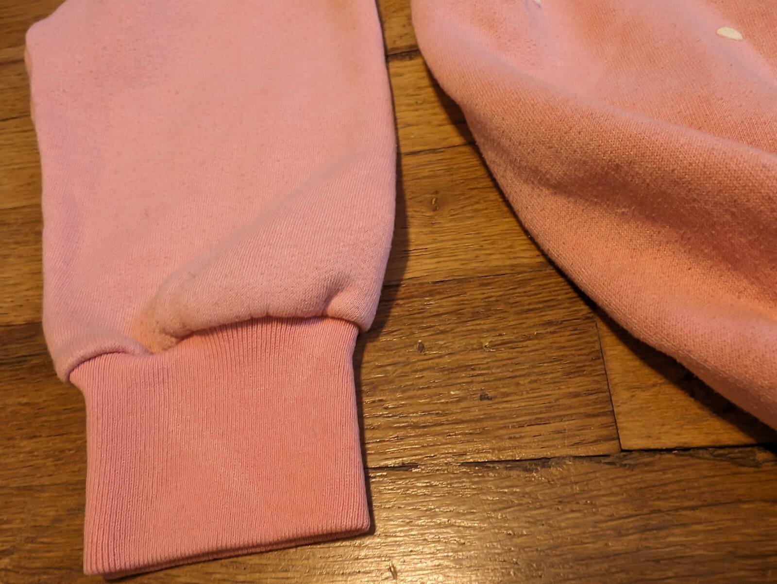 Vtg „Bearly Dressed” Koala Sweatshirt – Medium (?) – Pink Pullover Cute Joke Pun
