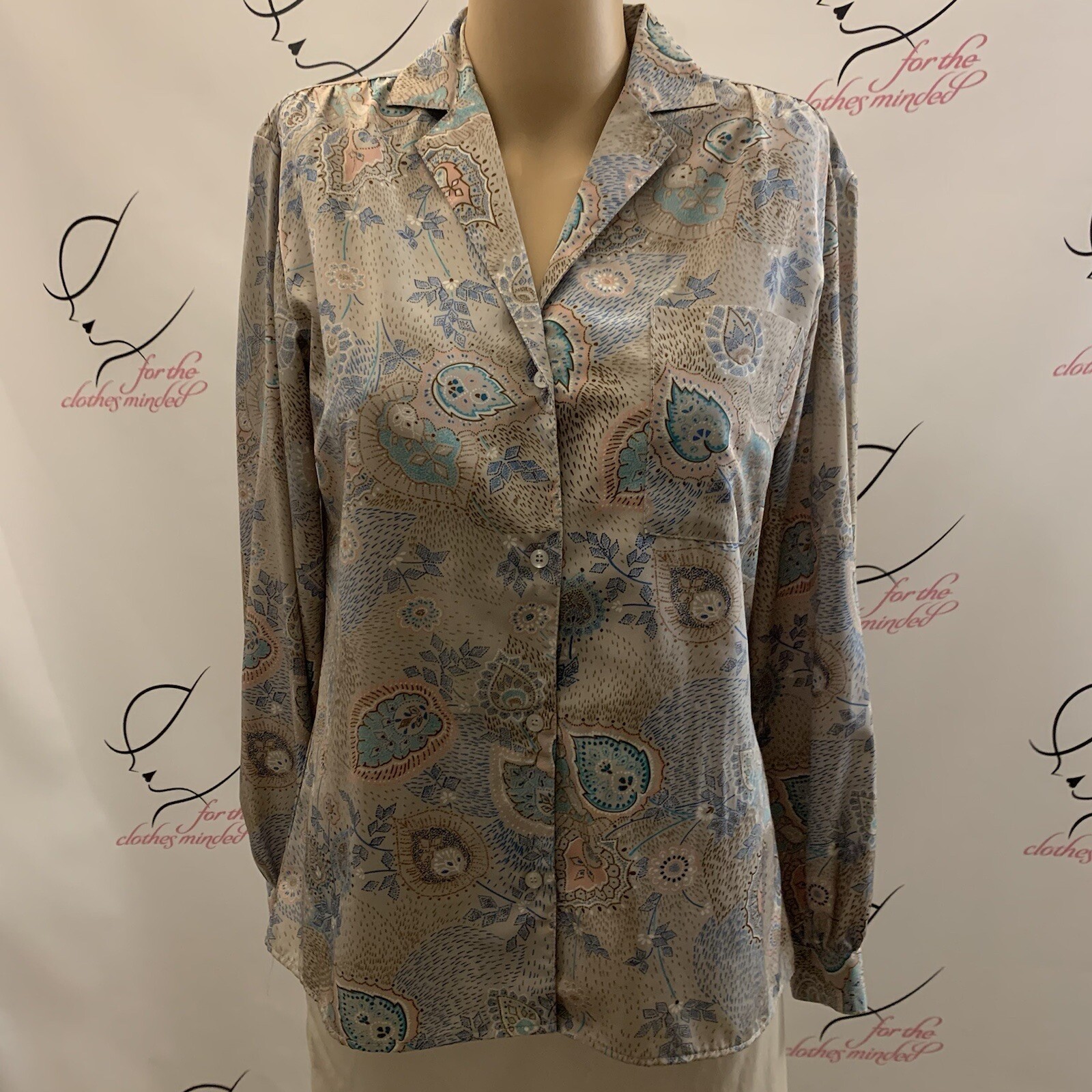 Vintage Loubella.Sz 6. Long Sleeve Button Up Shirt. Button Up. Back Yoke.B64.