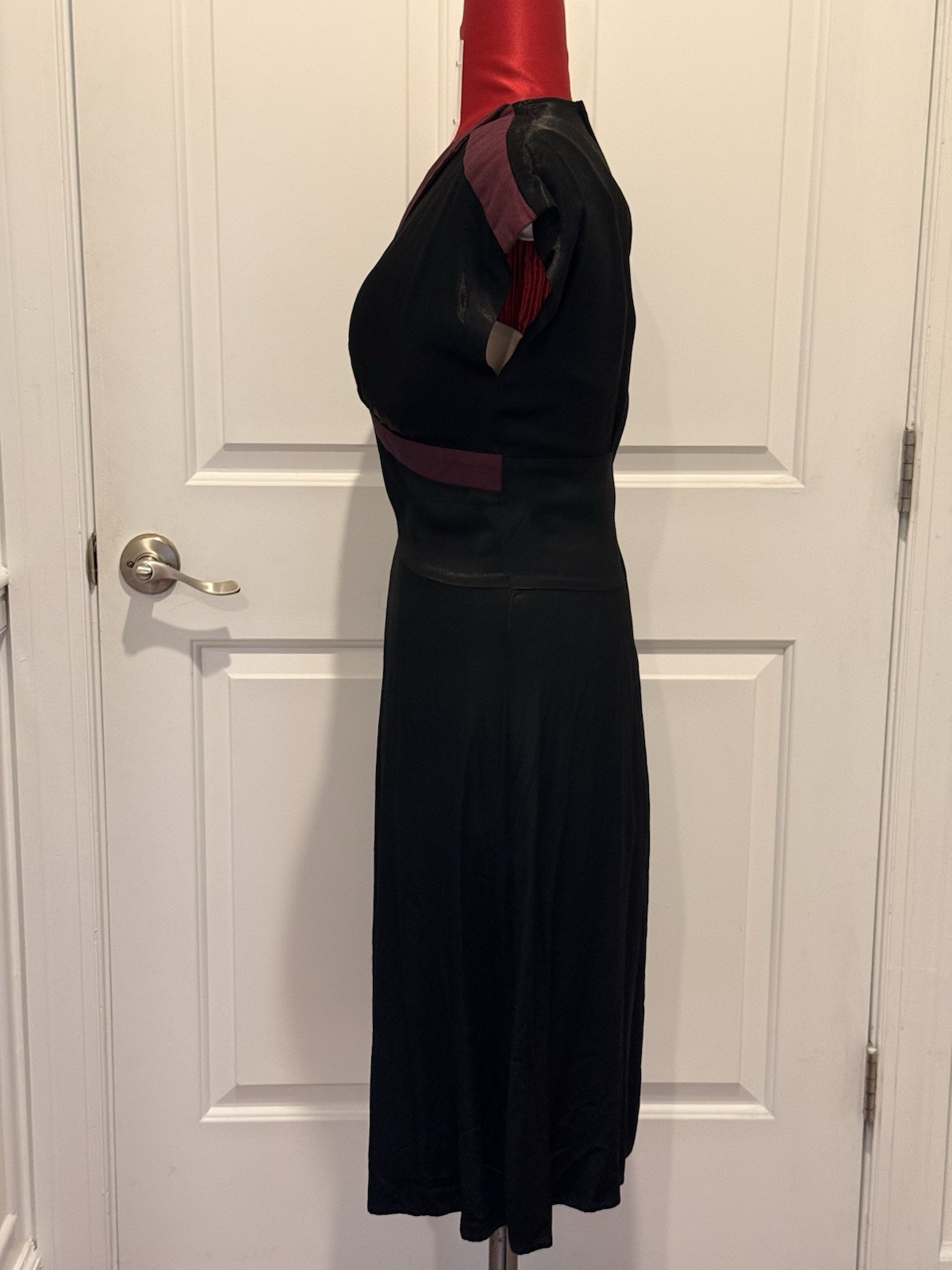 Women’s Early 2000’s Stop Staring Size 14 (US) Black And Purple Sheath Dress