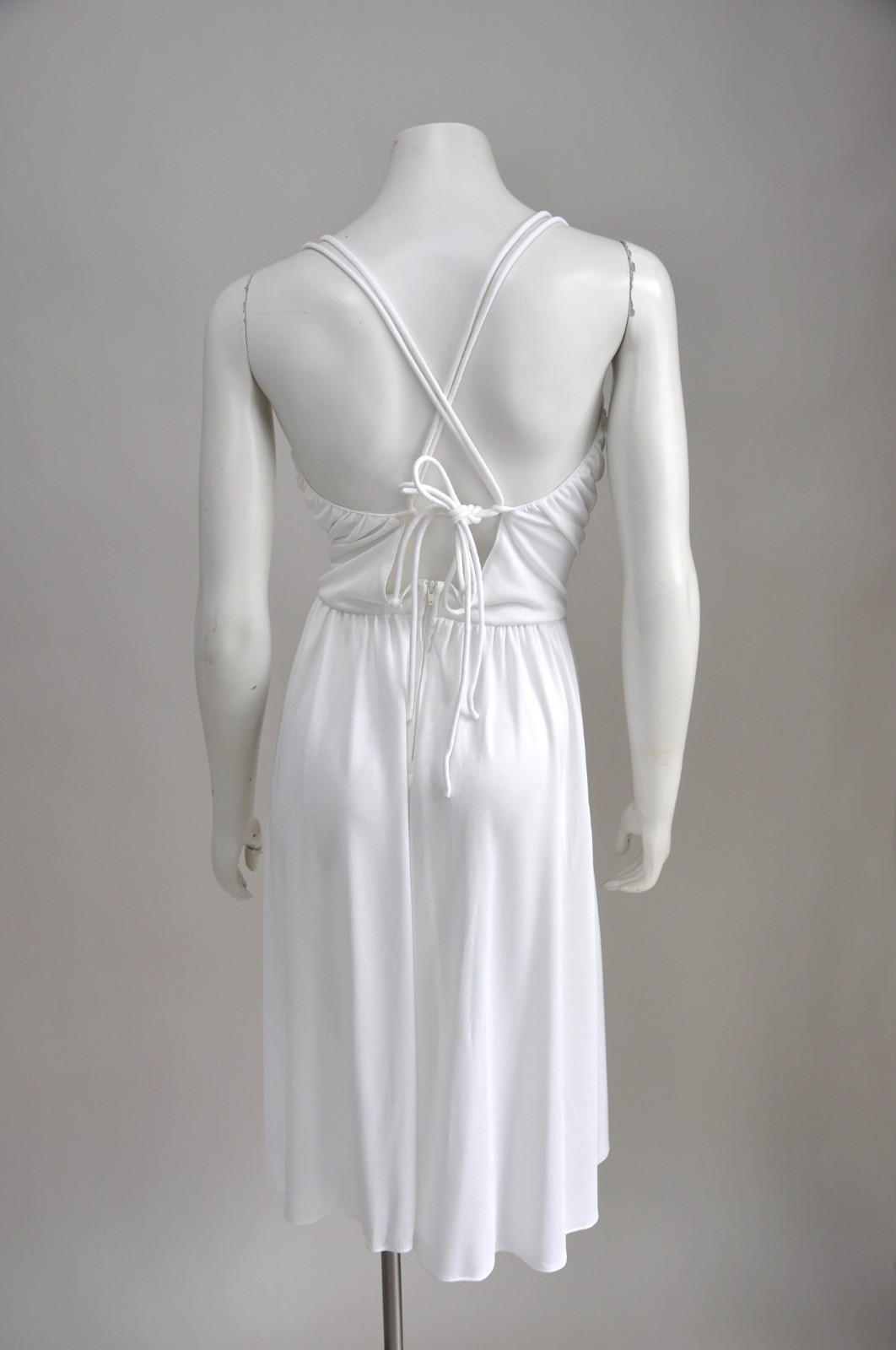 Vintage 1970s White Jersey Knit Open Back Cowl Neck Disco Dress Jacket XS-M