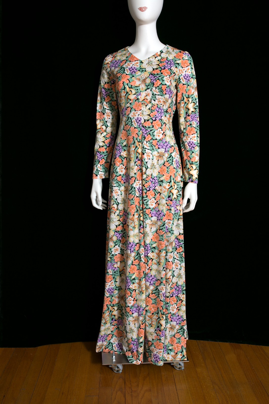 Gorgeous Vintage 70s Pastel Green Peach Purple Floral Patterned Maxi Dress