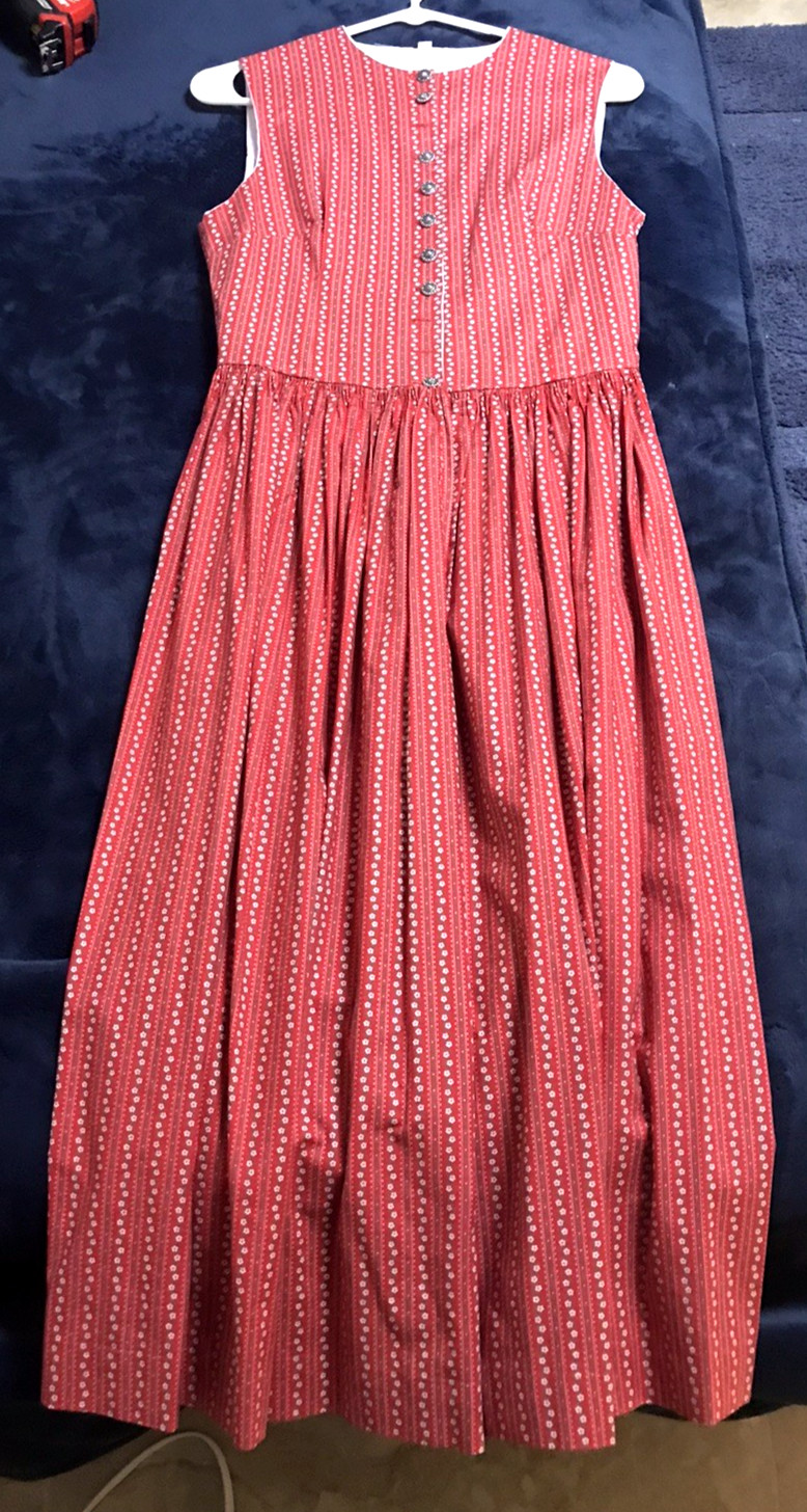 Authentic German Dress Dirndl-Bavaria Size 40 Small -Red and White