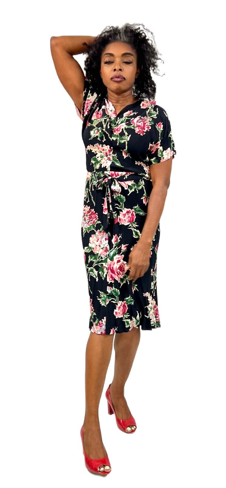 Famous Frocks VTG 1940s WW2 Black Rayon Floral Dress Pink Green Print Swing M