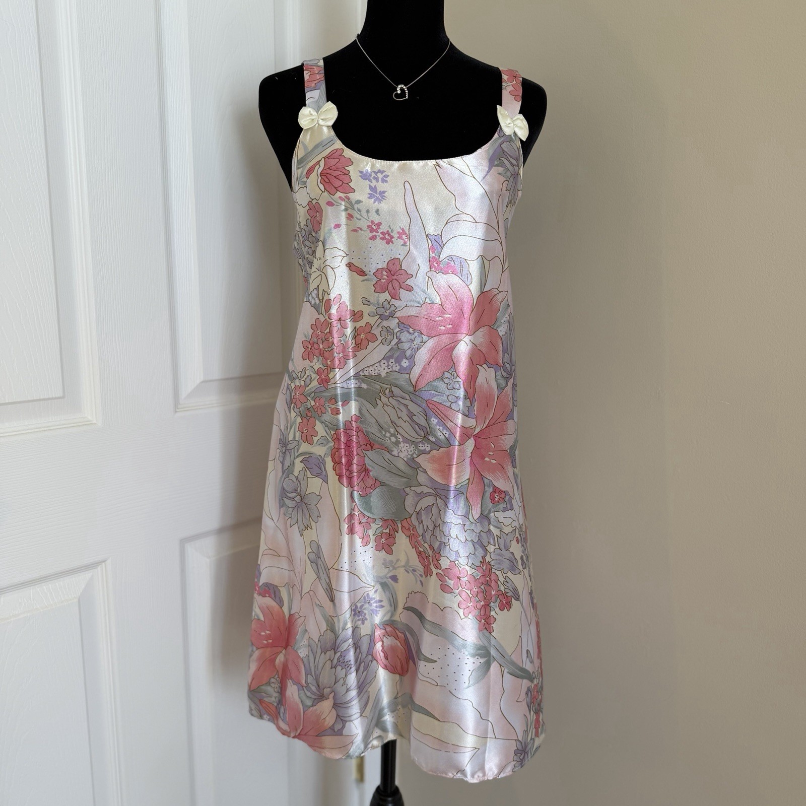 VTG Women’s Sante Classics Floral Silky Slip Dress Medium Coquette Bows Girly