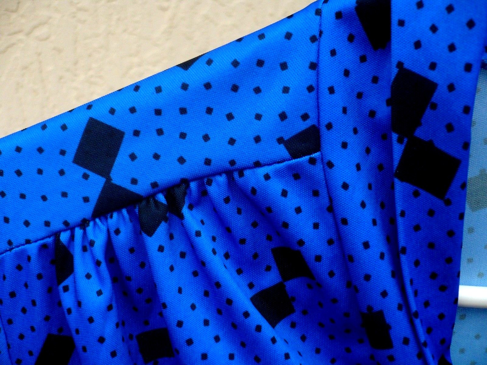 VTG 70S TIGER LILY L BLUE KITTEN BOW POLYESTER TREVIRA BLOCK PRINT BLOUSE WOMEN