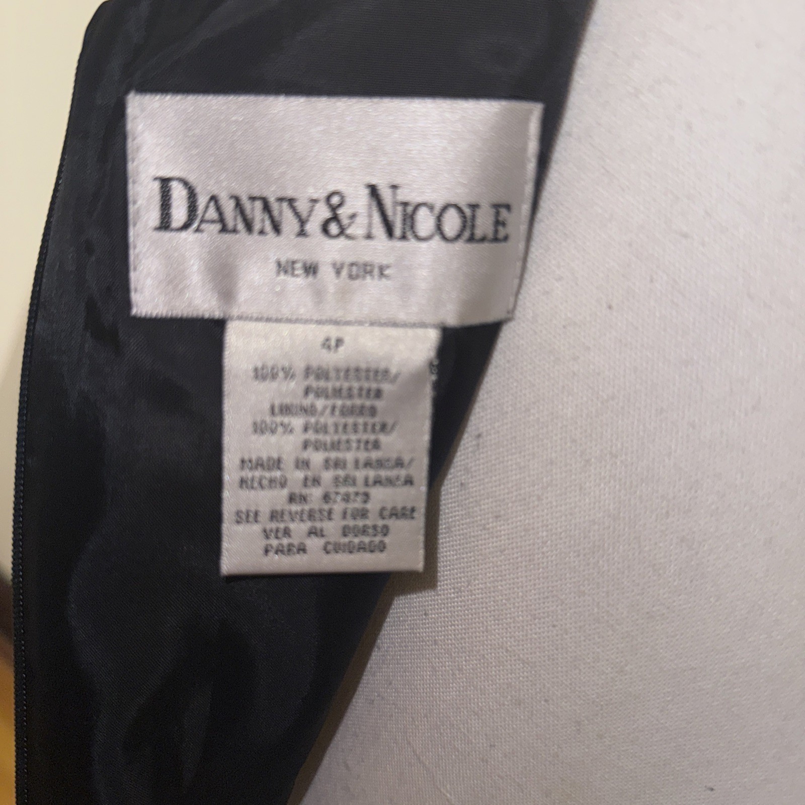 Vintage Danny & Nicole New York Little Black Sleeveless Lined Darted Dress 4P