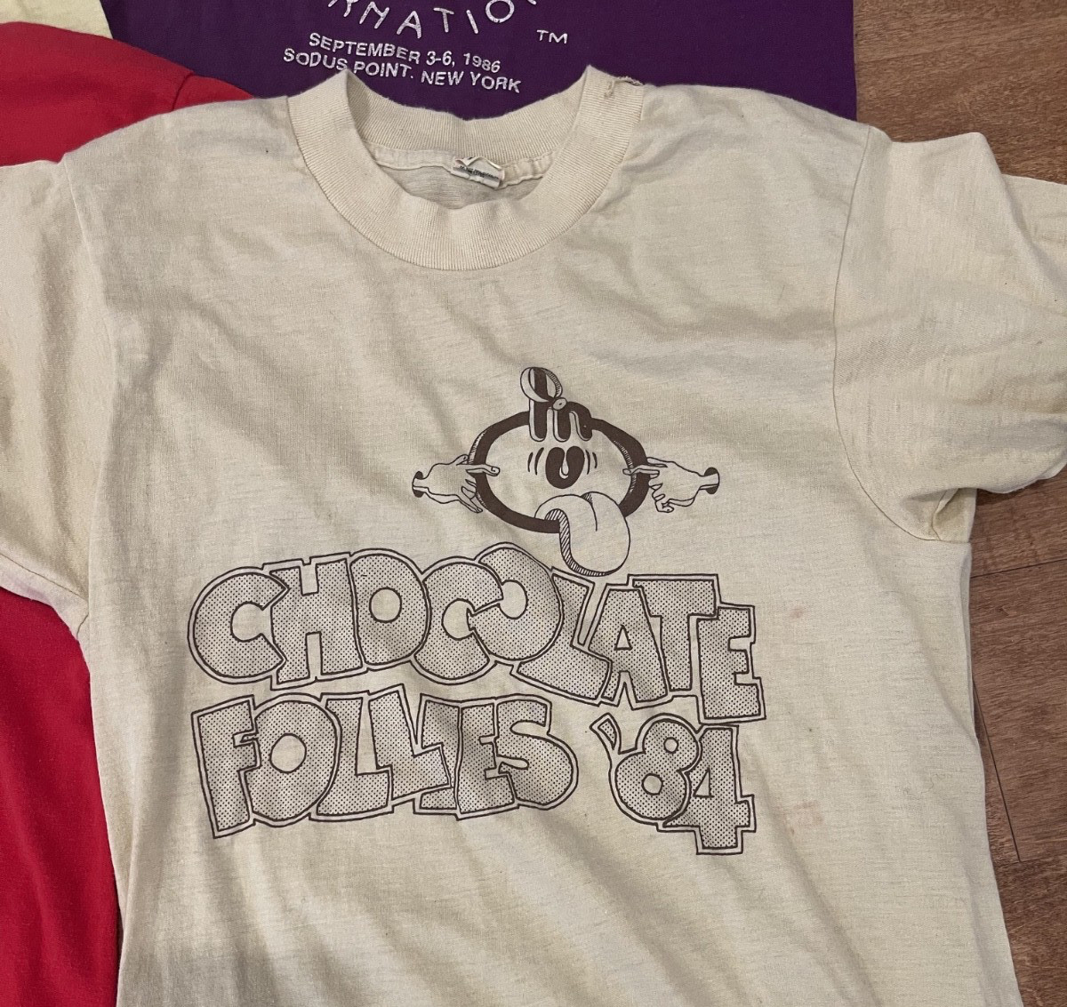 LOT (4) cute 80’s vintage T-SHIRTS tees DeSantis Wine Tour Boat Race Small S XS
