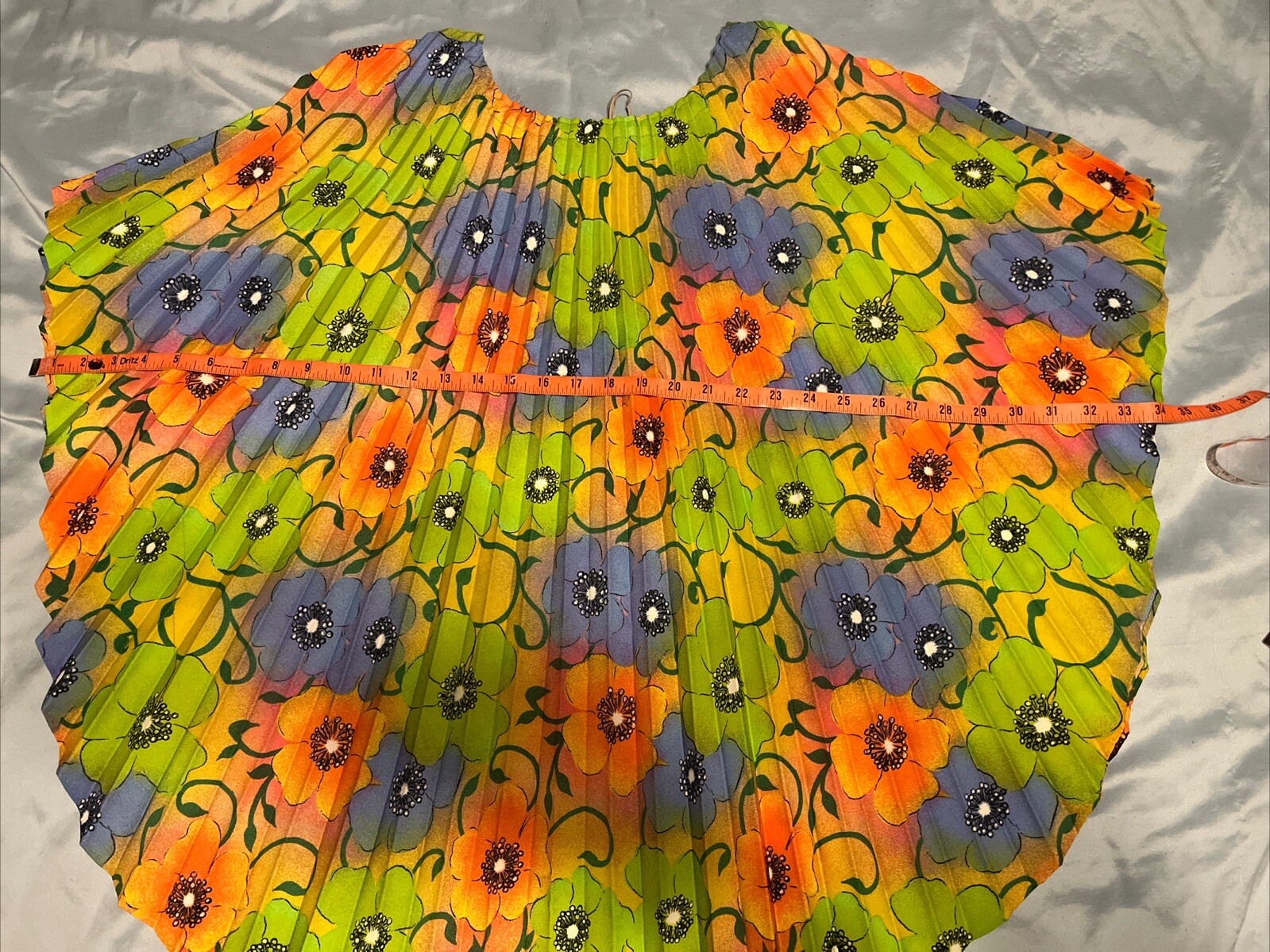 Vintage 70’s Greencastle Accordion Pleated Green Orange Floral Blouse Tropical