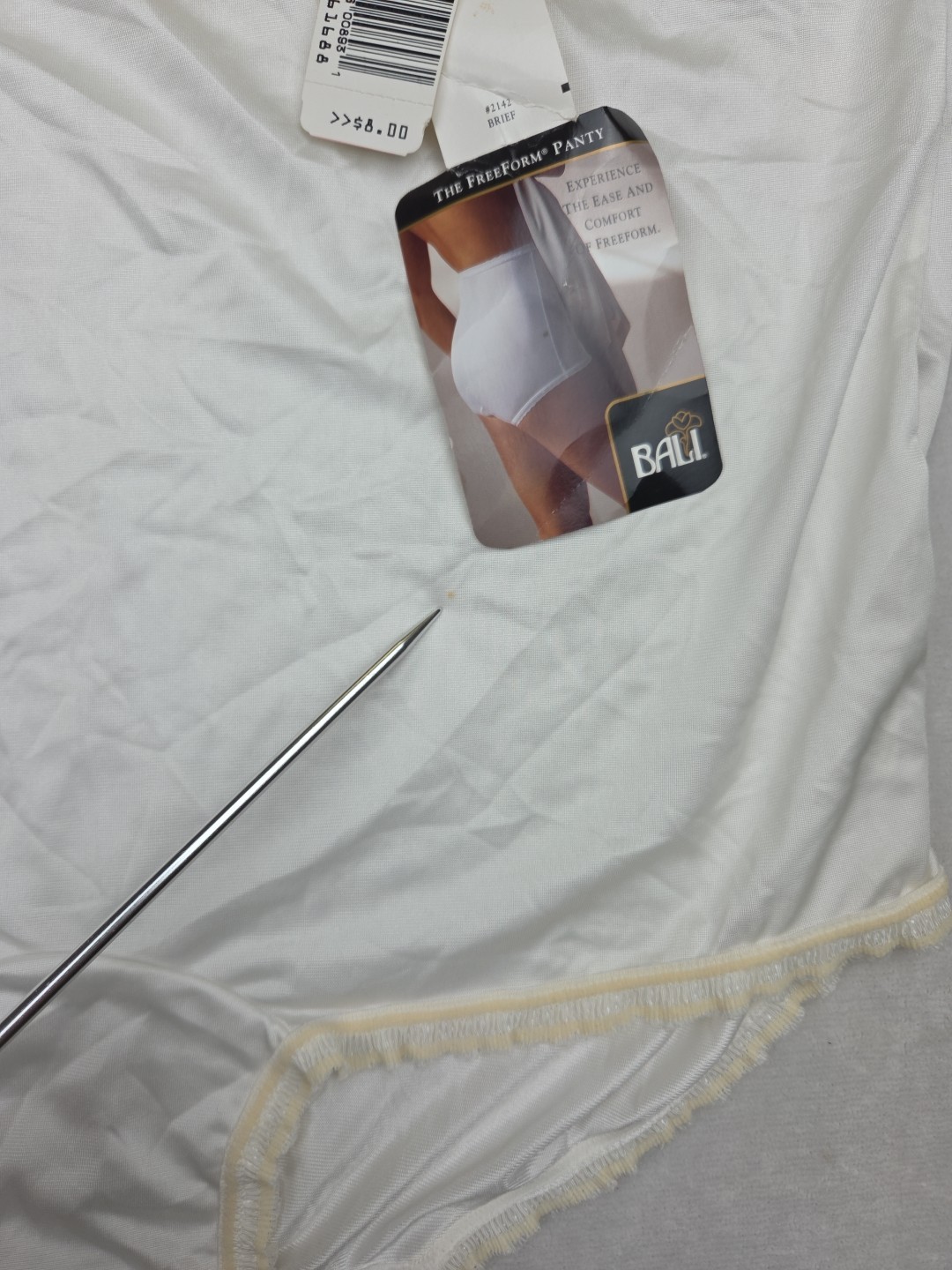 Vintage NEW Bali Freeform Panty Antron Nylon Brief Pinup 2142 White Size 7 Large