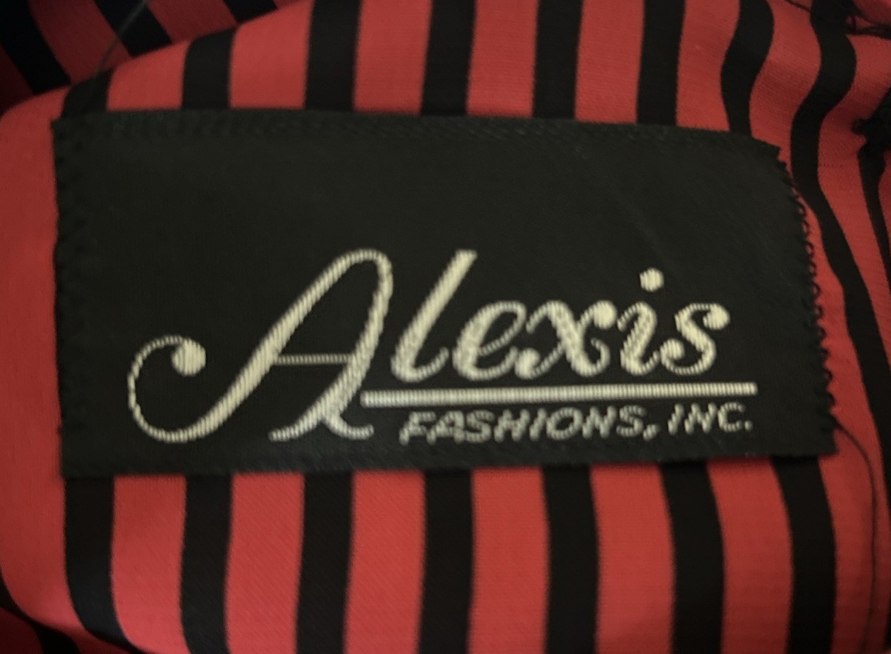 Vintage 70s shirtdress, black and red striped,long sleeves. Size 10