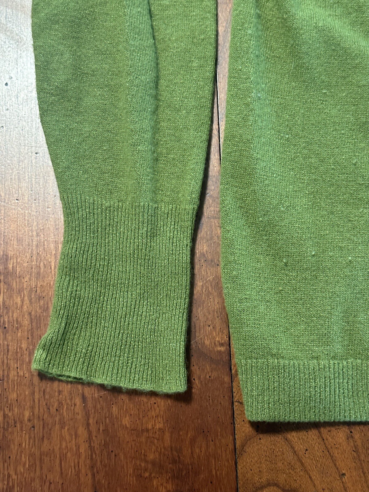 Vintage Amie 100% Cashmere 1/4 Zip Pull Over Sweater Women’s Green Approx Sz 36