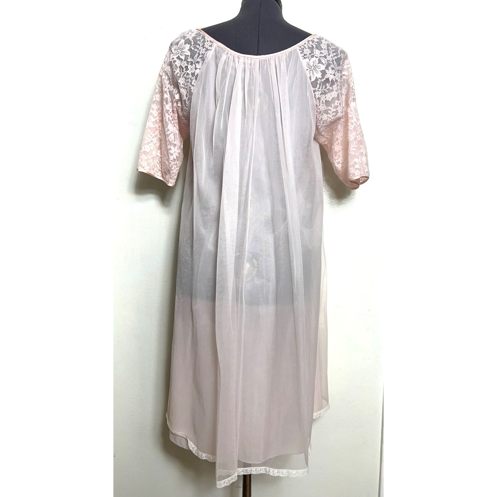 Vintage 1950s Vanity Fair Pink Chiffon Peignoir Robe Lace Sheer Babydoll XS