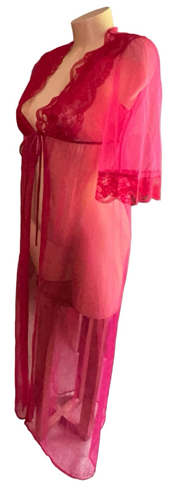 Taryn Alexander 1960’s Vintage Pink Chiffon Lace Peignoir Nylon Nightgown Robe S